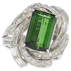 Bague cocktail vintage d'époque rétro en platine, tourmaline verte et diamants