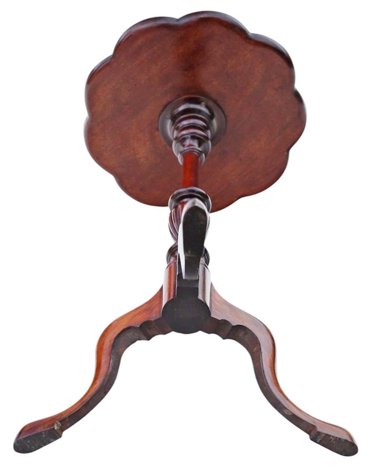Vintage Retro Table à vin ou d'appoint en acajou de style Revive géorgien de belle qualité en vente 1