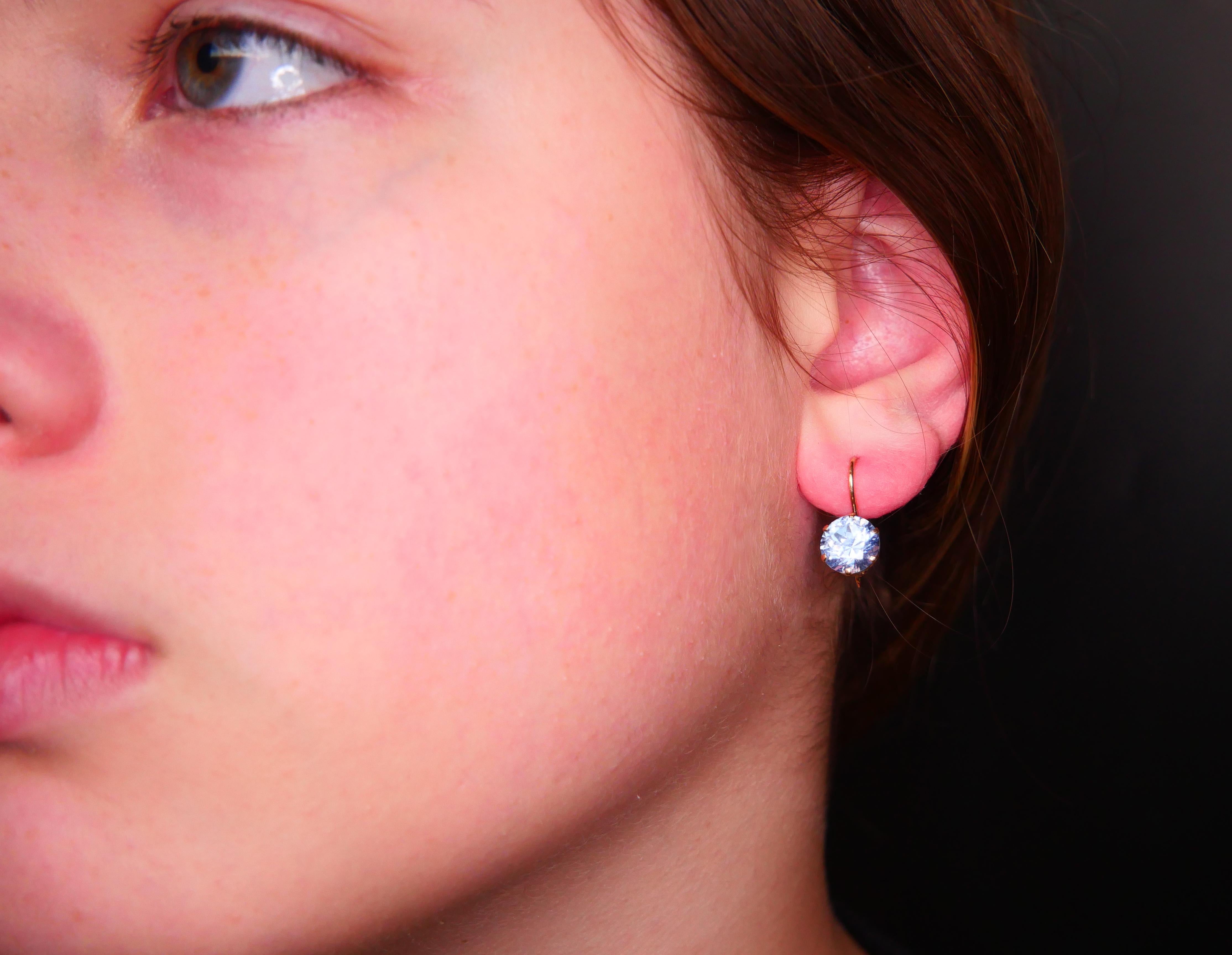 Women's Vintage Retro Finish Earrings Spinel solid 14K Gold / 2.32gr For Sale