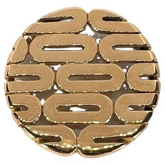 Vintage Retro French Oval Motifs 18K Rose Gold Pendant