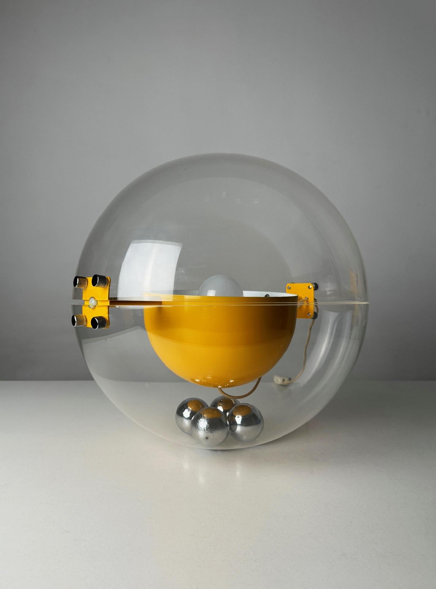 Late 20th Century Vintage retro futuristic Globe by Rafael Carreras for Tramo 1971 Space Age