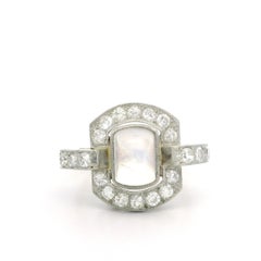 Anillo vintage retro de oro y platino con piedra lunar de talla personalizada y diamante antiguo de 0,70 ctw