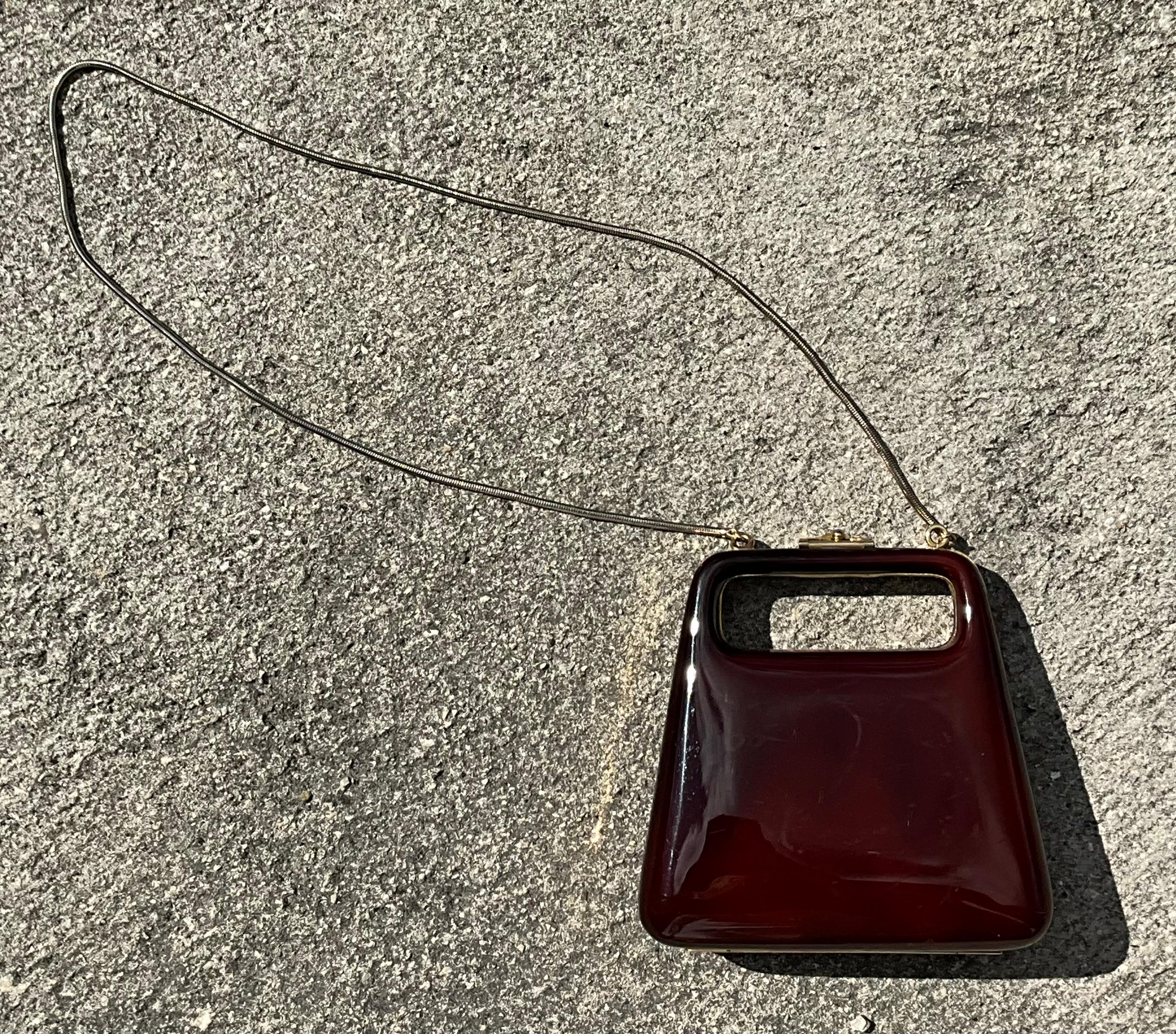Vintage Retro Lucite Clutch For Sale 2