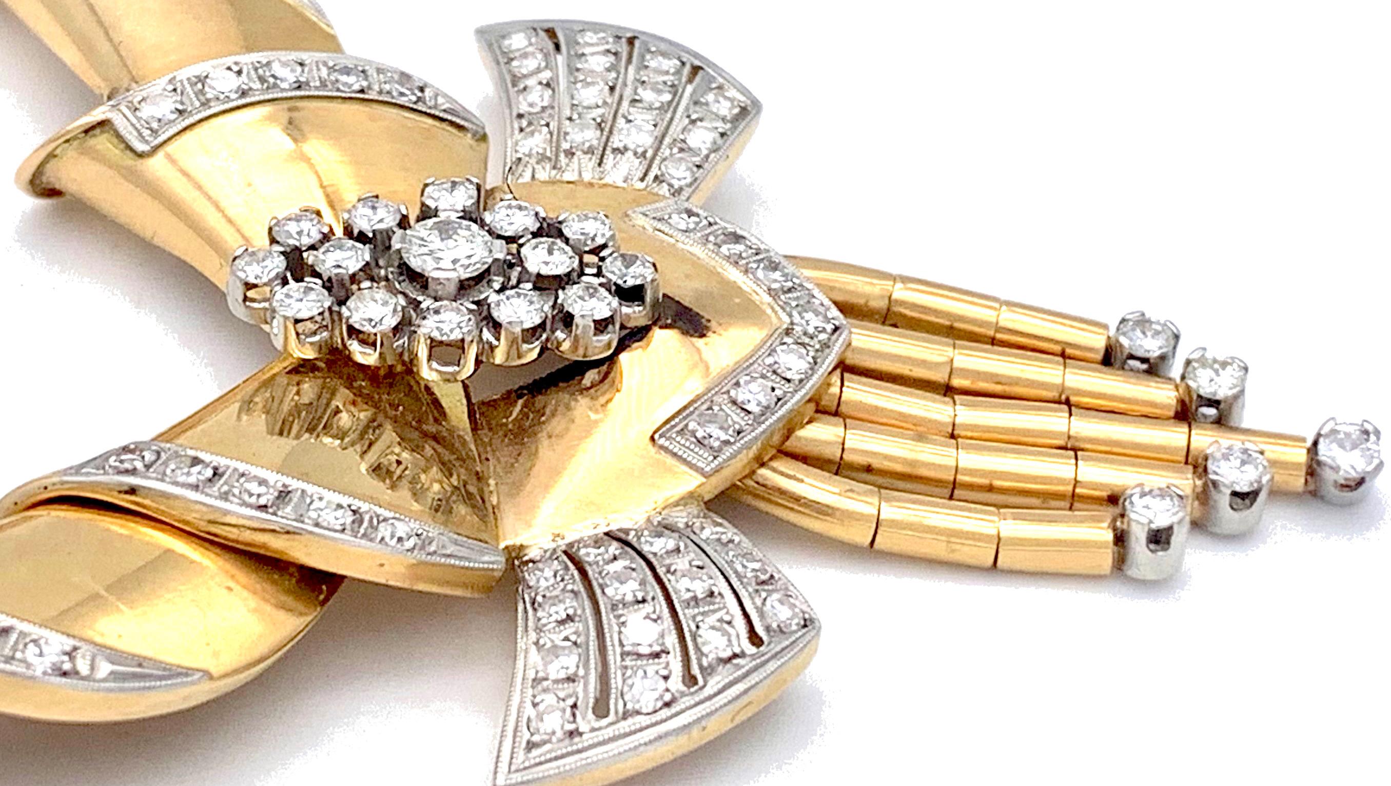 Women's Vintage 1940's Necklace Diamond 18 Karat Gold Platinum Yellow Gold Rose Gold  For Sale