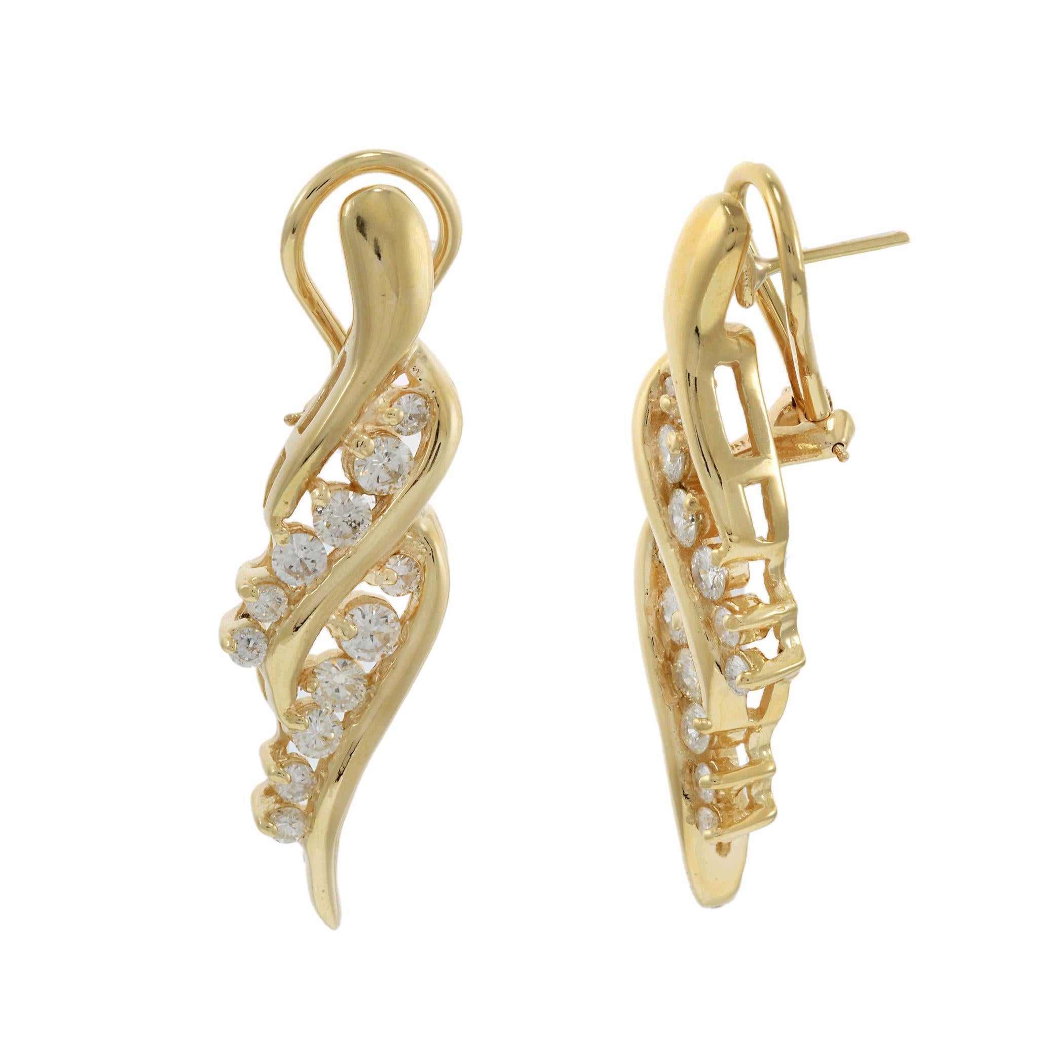 Vintage Retro Period 14KT Yellow Gold Diamond Drop Earrings In Good Condition For Sale In New York, NY