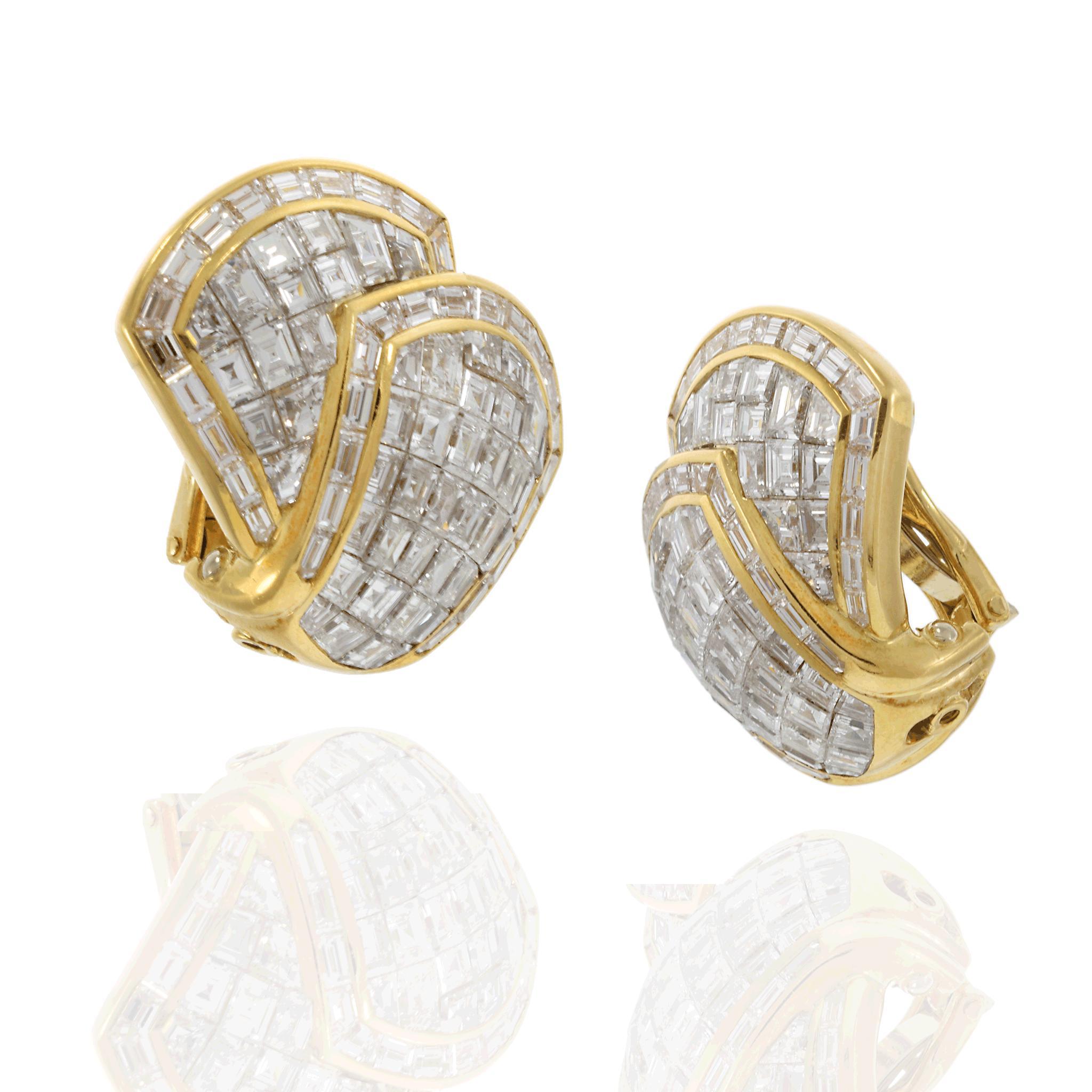 Vintage Retro Period 18KT Yellow Gold Invisible-Set Diamond Earrings In Good Condition For Sale In New York, NY
