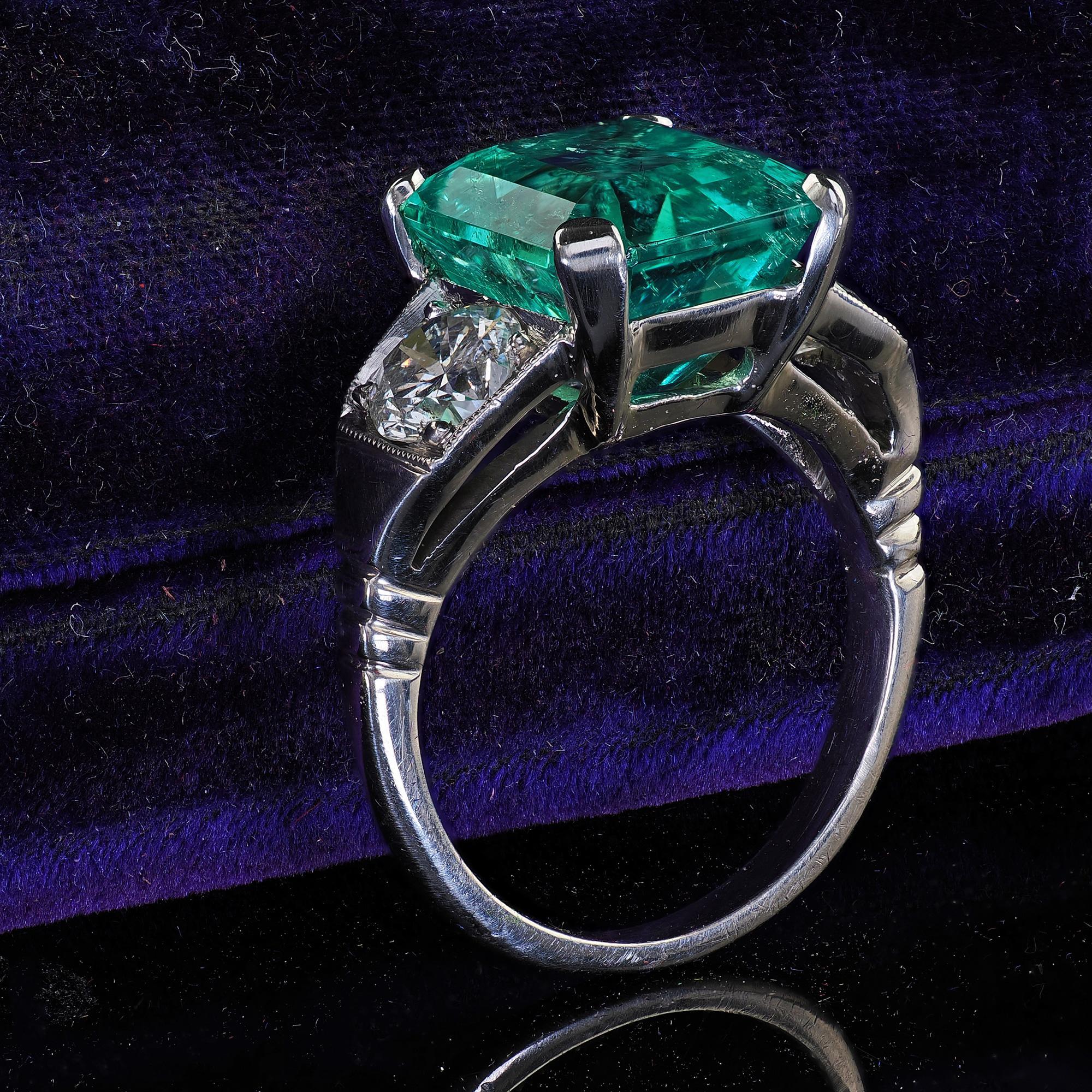 Octagon Cut Vintage Retro Platinum Colombian Emerald and Diamond Engagement Ring - GIA For Sale