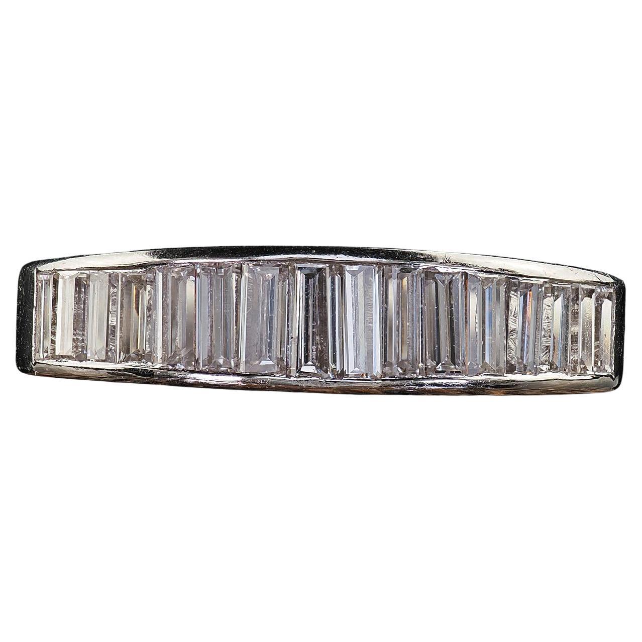 Vintage Retro Platinum Graduated Baguette Diamond Wedding Band Ring
