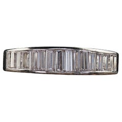 Vintage Retro Platinum Graduated Baguette Diamond Wedding Band Ring