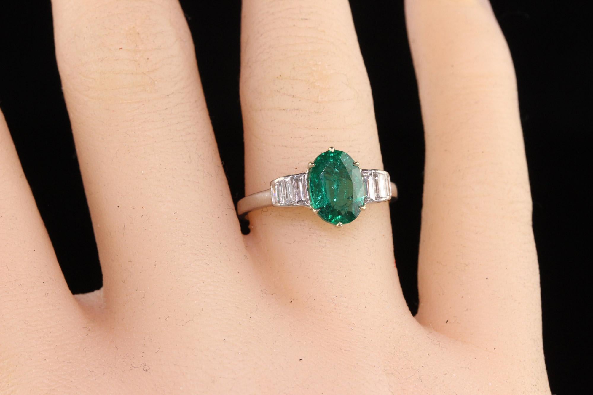 Vintage Retro Platinum Natural Emerald and Diamond Engagement Ring For Sale 3