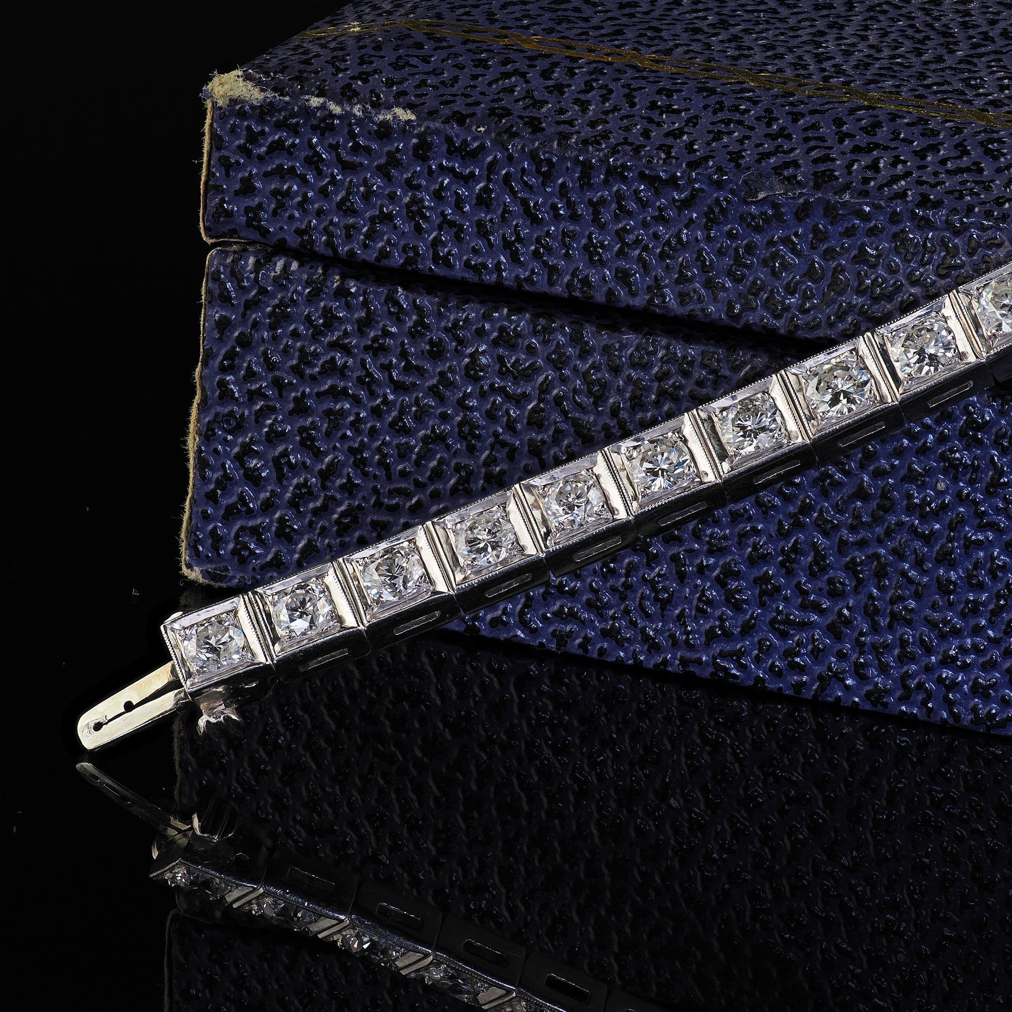 Women's Vintage Retro Platinum Old Transitional Cut Diamond Tennis Bracelet For Sale
