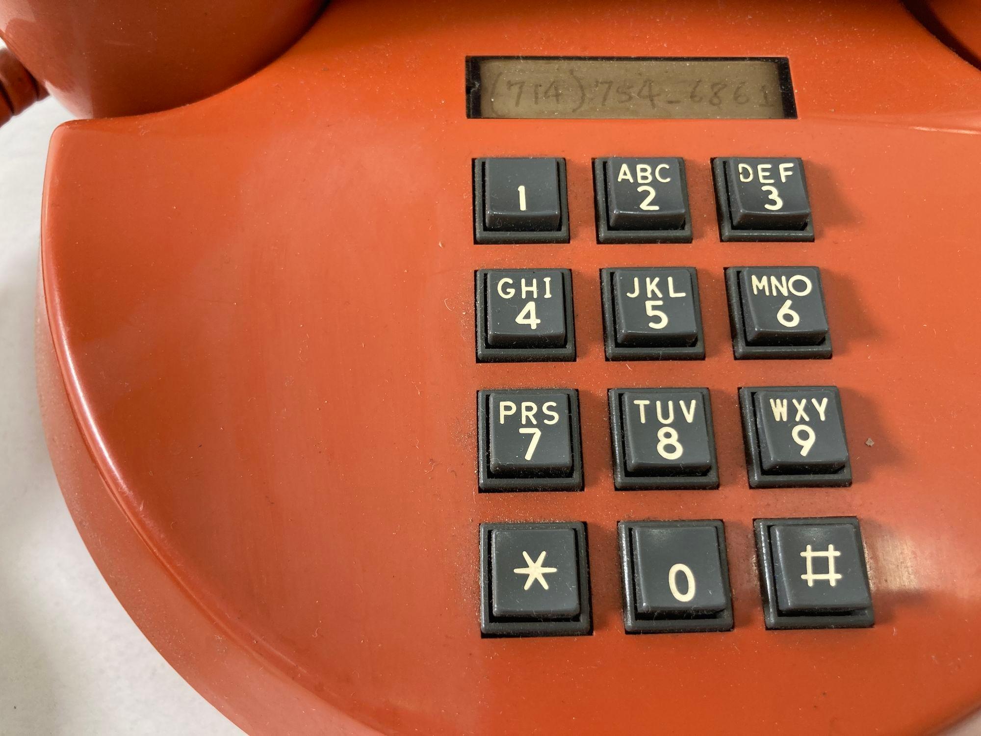 Vintage Retro Push-Button Round Telephone Burnt Orange Color from the, 70s In Good Condition In North Hollywood, CA