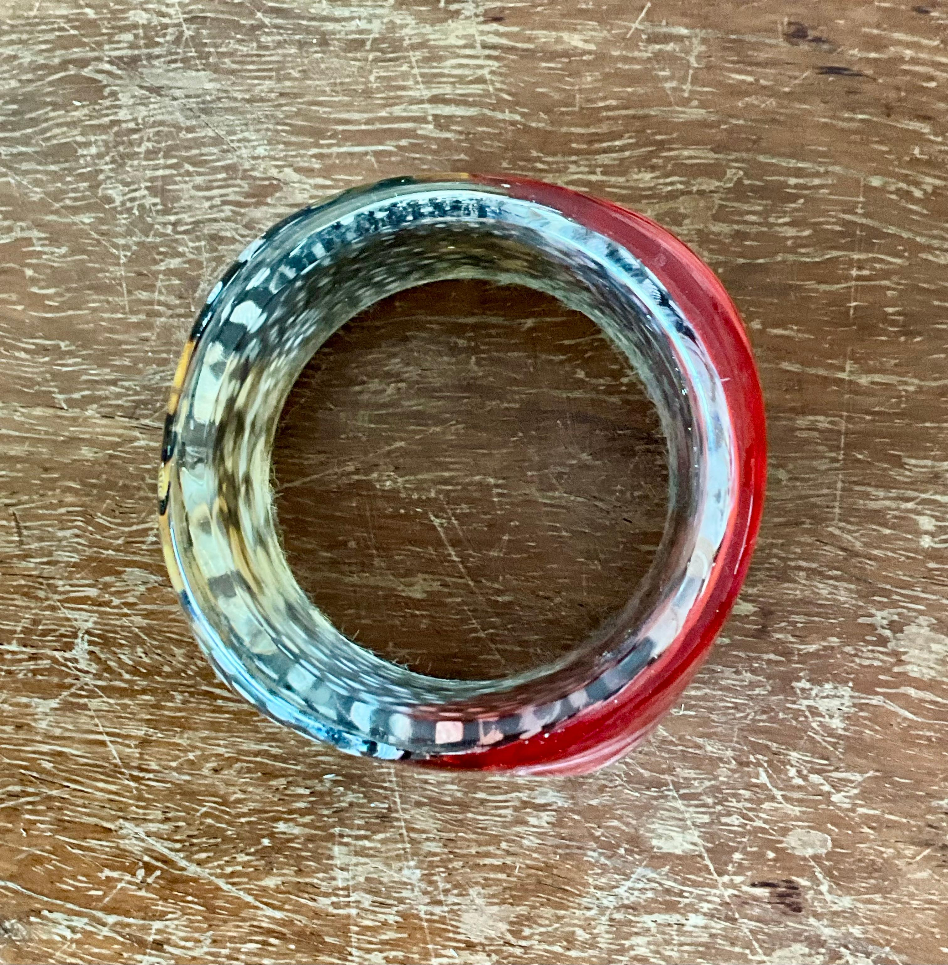 Vintage Retro Resin Feather Bangle For Sale 4