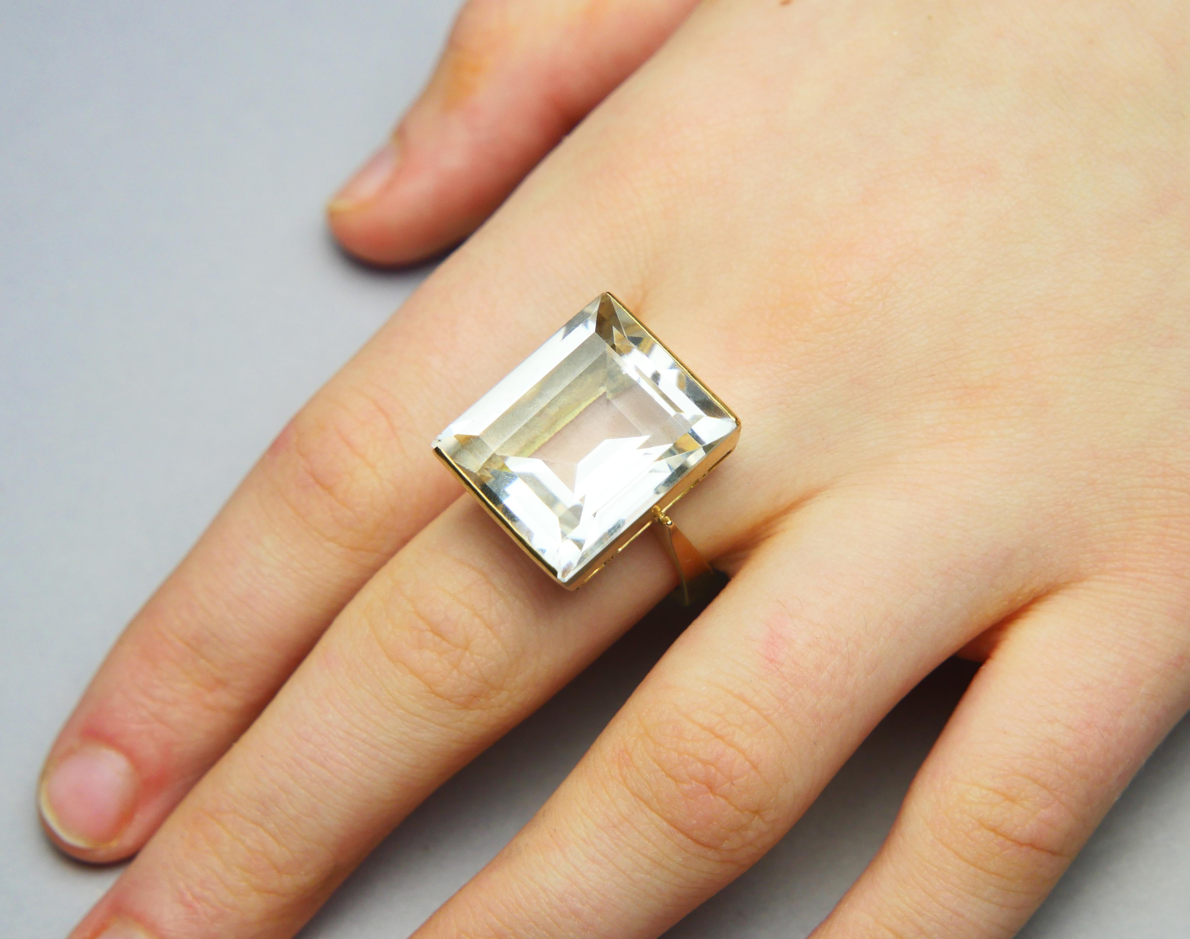Vintage Retro Ring natural 30ct Rock Crystal / Quartz 18K Gold Ø7.75 US /14.5gr For Sale 1
