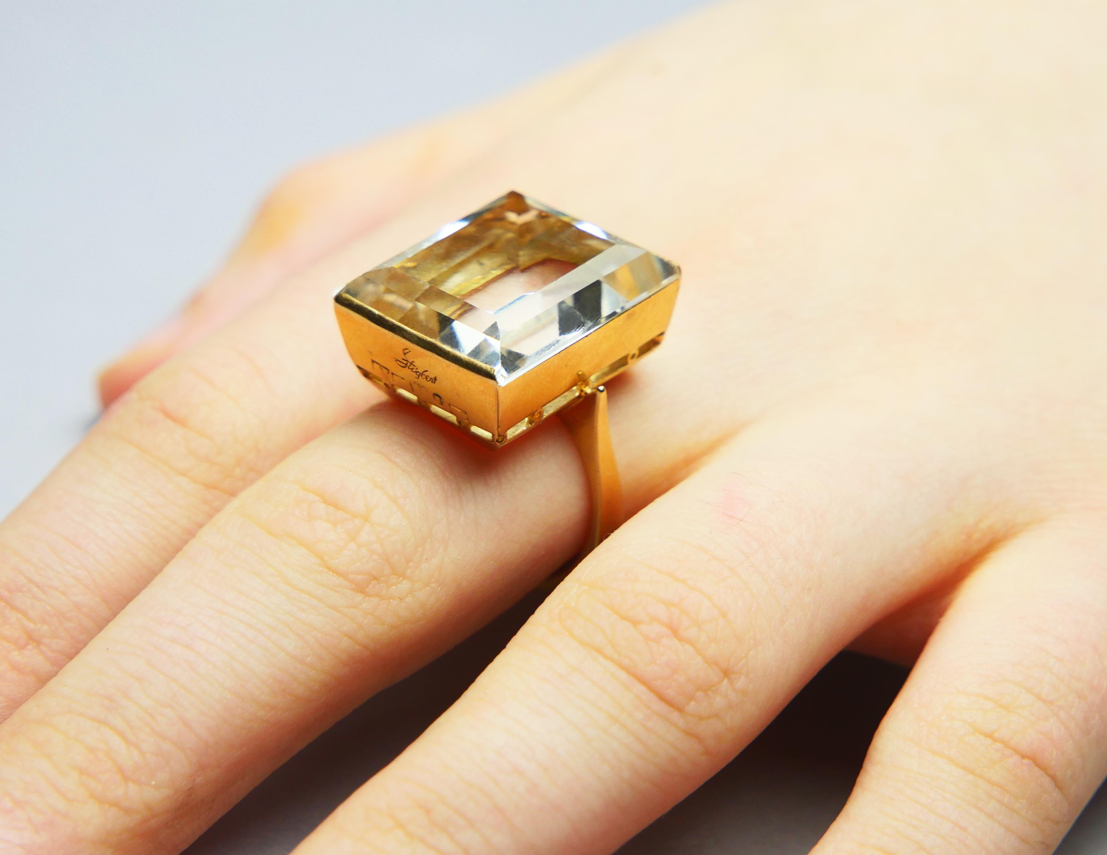 Vintage Retro Ring natural 30ct Rock Crystal / Quartz 18K Gold Ø7.75 US /14.5gr For Sale 3