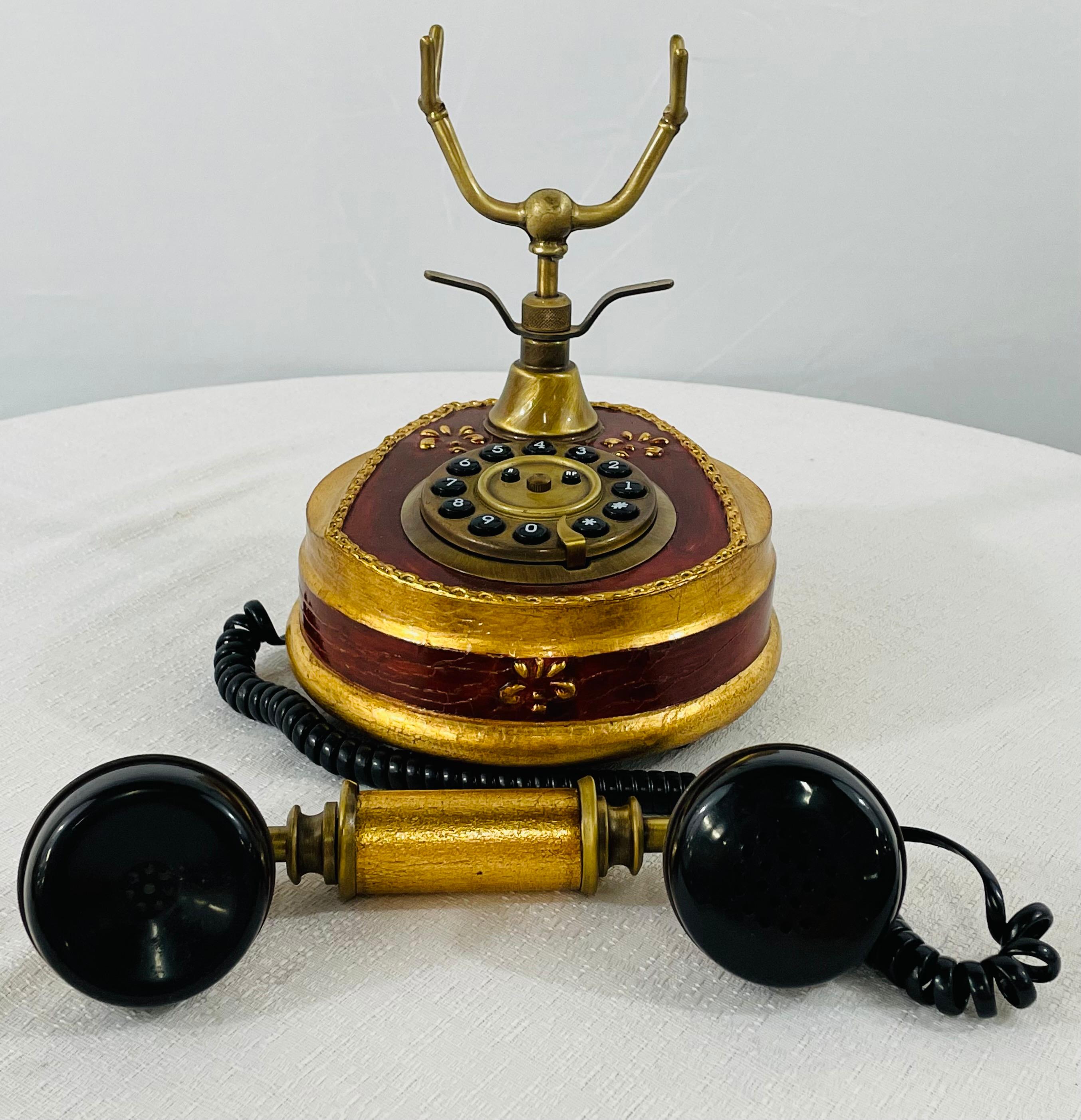Vintage Retro Rotary Victorian Style Horchow Sitel Telephone In Good Condition In Plainview, NY