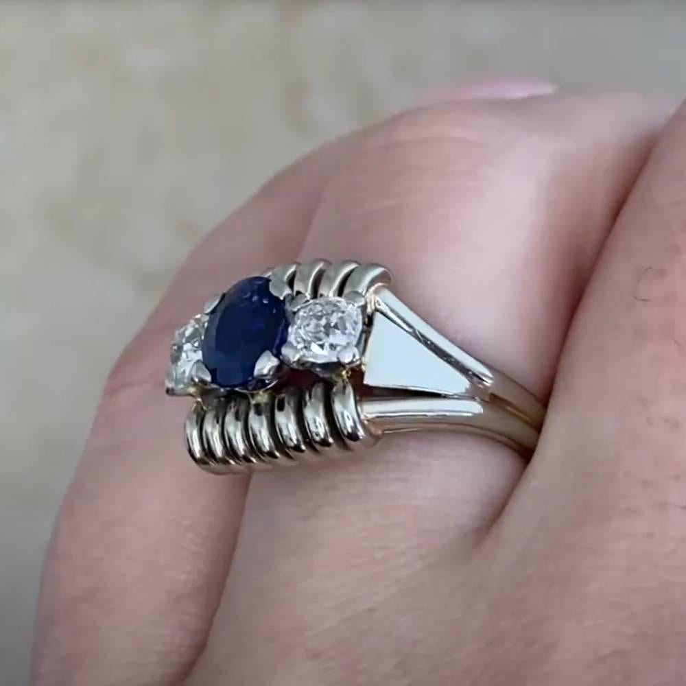 Women's Vintage Retro Sapphire (Approx. 1.20-Carats) and Diamond Ring, 18K White Gold For Sale