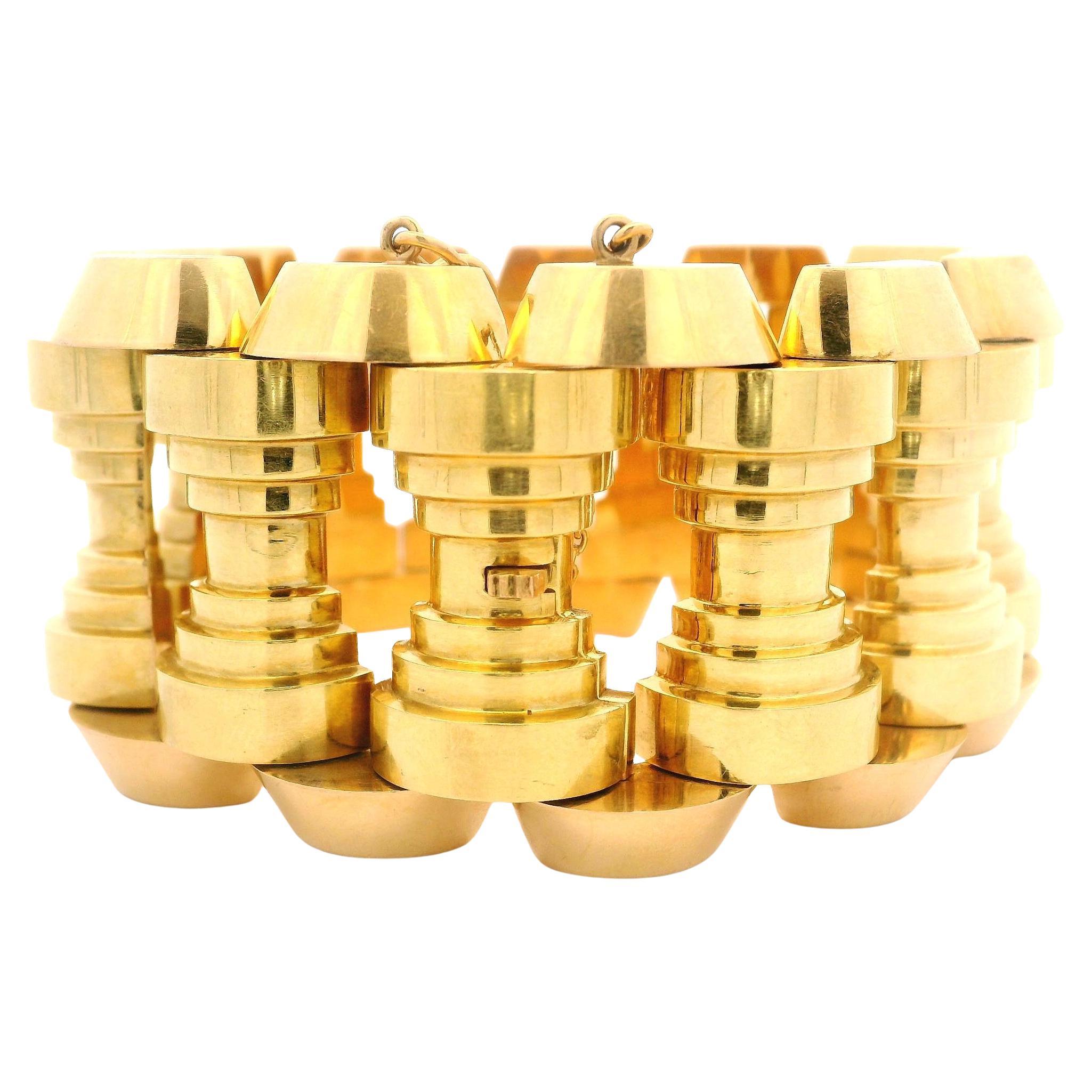 Bracelet rétro vintage en or massif de style pyramide géométrique large et substantielle en vente