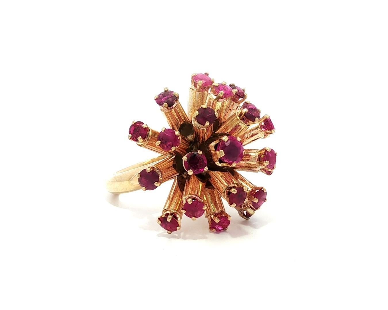 Vintage Retro Solid Yellow Gold Large 2.40ctw Round Ruby Sputnik Domed Ring For Sale 1