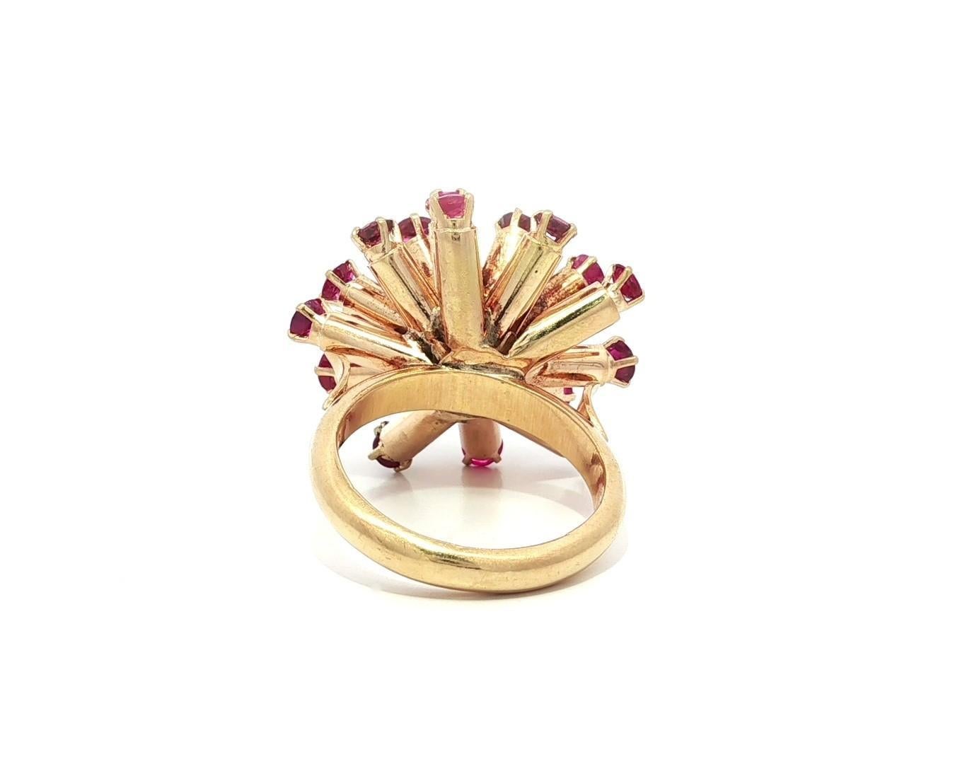 Vintage Retro Solid Yellow Gold Large 2.40ctw Round Ruby Sputnik Domed Ring For Sale 4