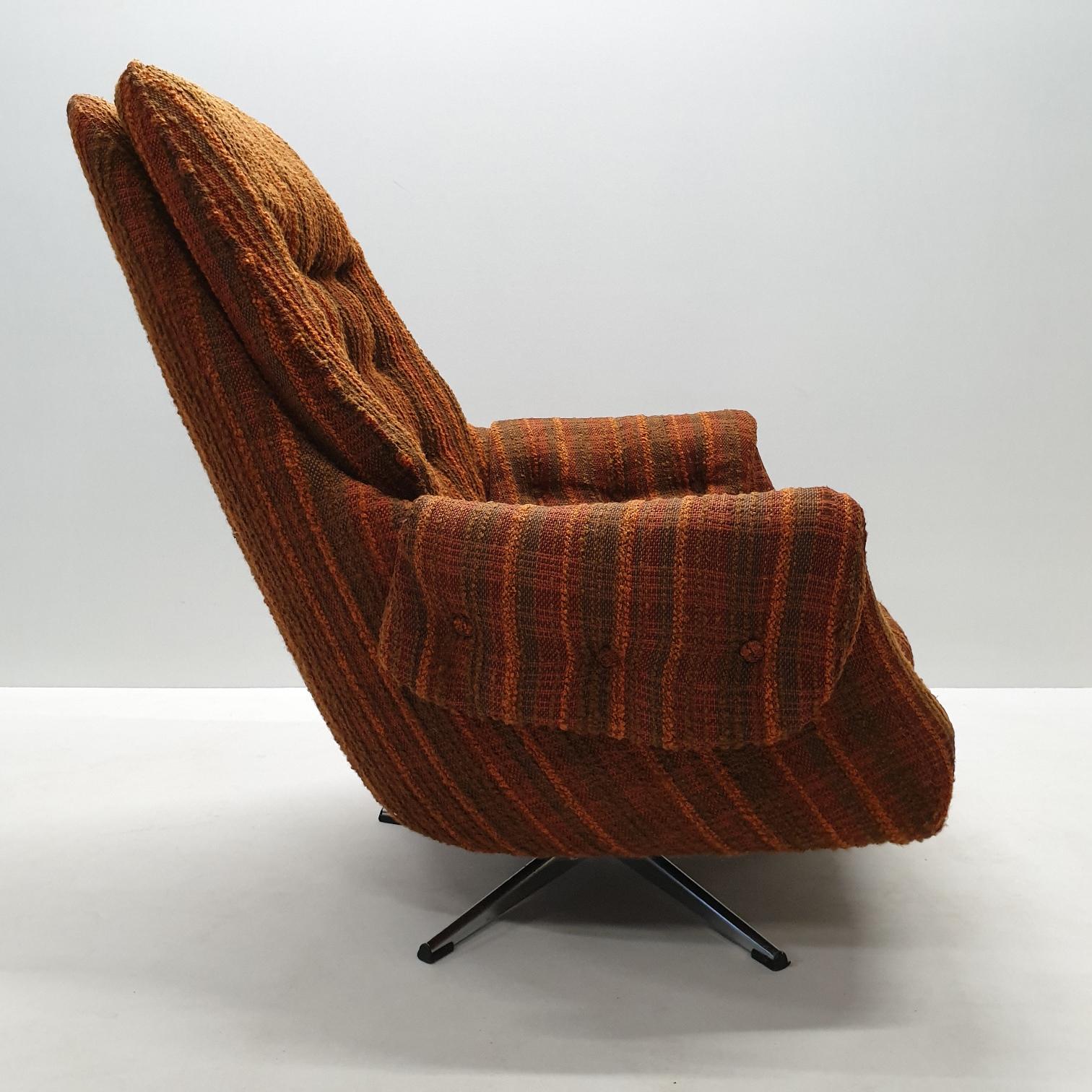 Vintage Retro Swivel Egg Lounge Chair, 1970s For Sale 1
