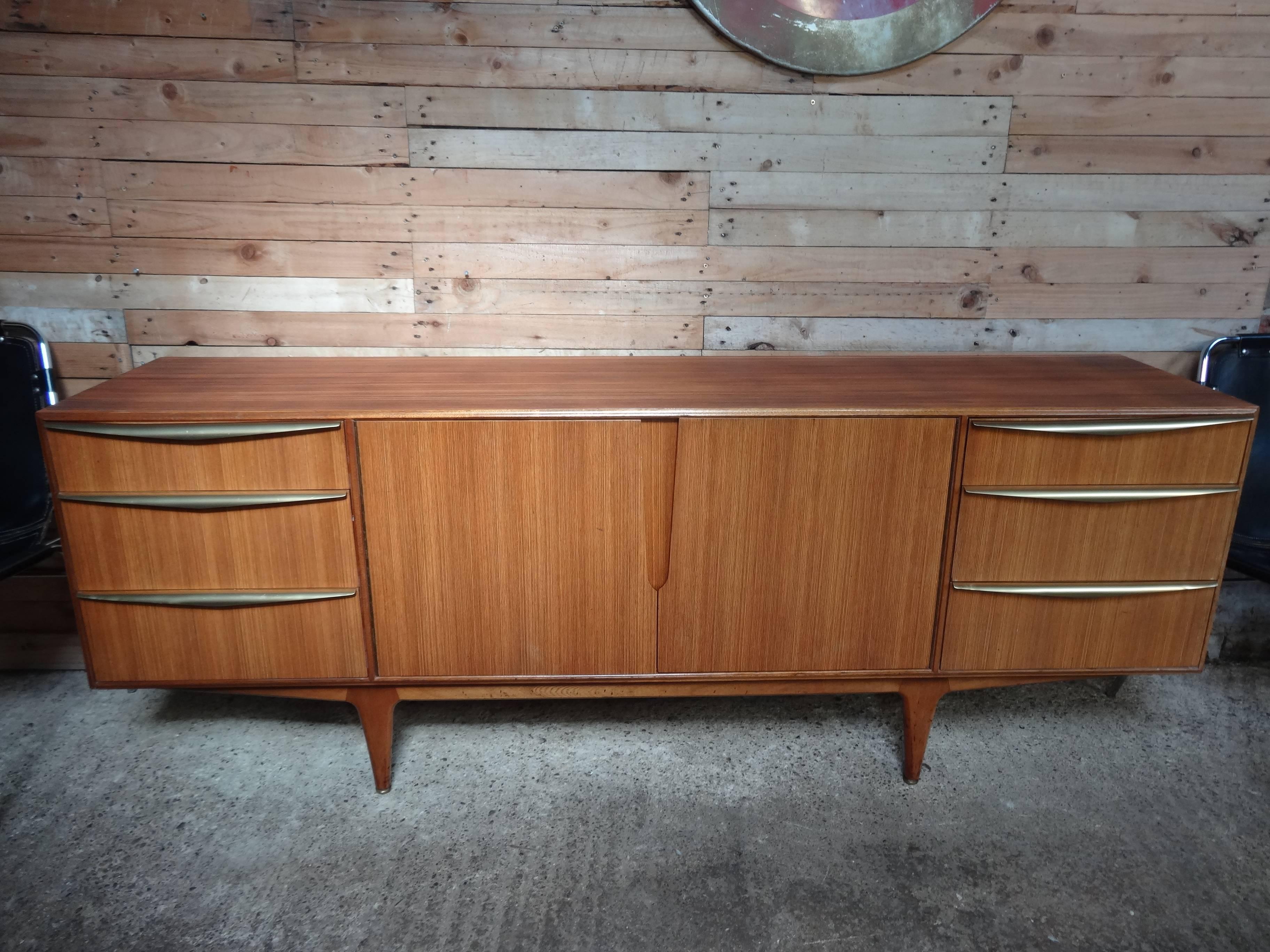 Vintage Retro Teak Brass Handles Sideboard by Tom Robertson for McIntosh, 1960s For Sale 1