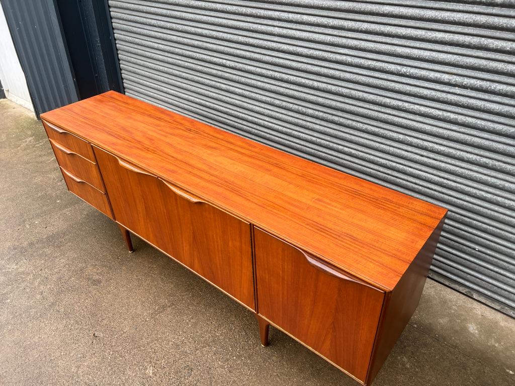 Vintage Retro Teak large Sideboard Credenza by Tom Robertson for McIntosh, 1960s In Good Condition For Sale In Markington, GB
