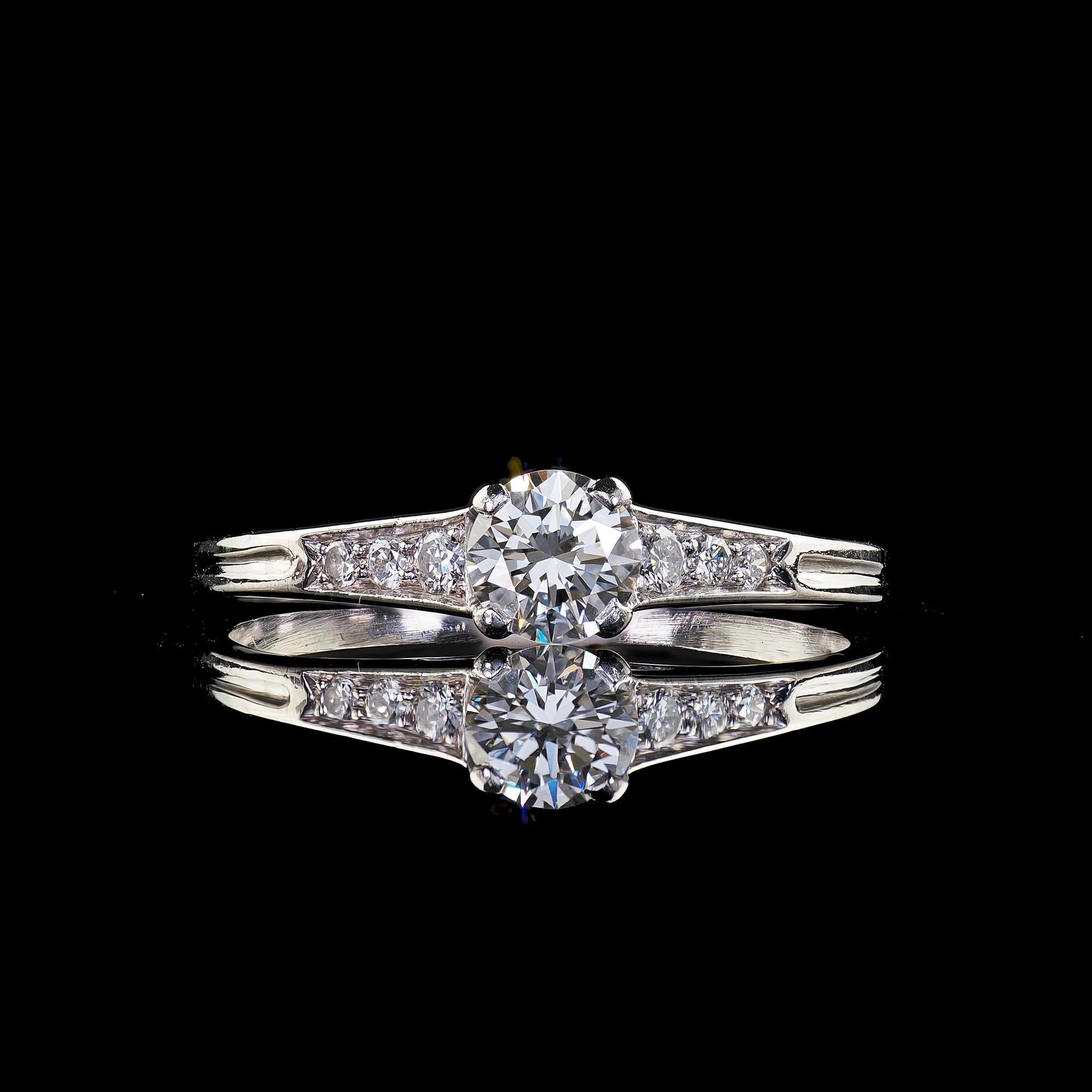 Vintage Retro Tiffany and Co Platinum Diamond Engagement Ring - Size 7 3/4 For Sale 3