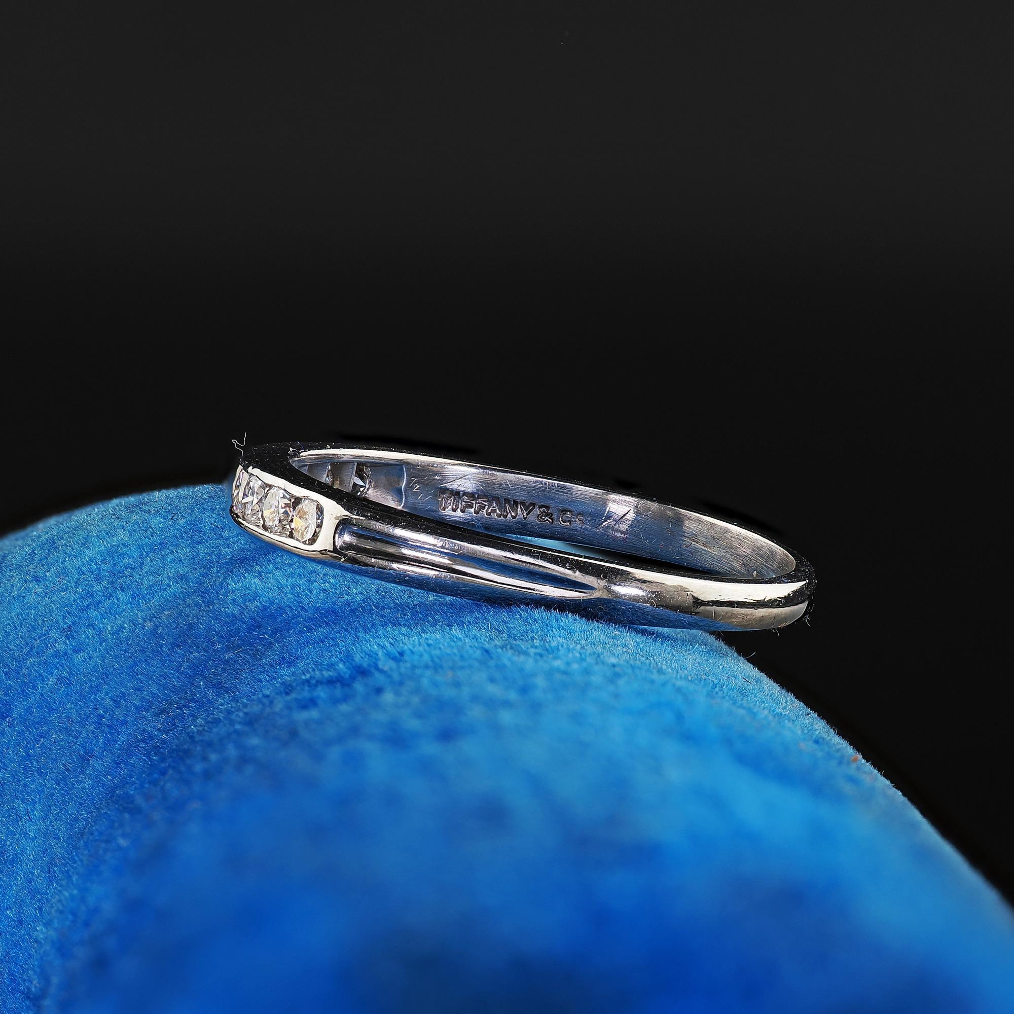 Women's Vintage Retro Tiffany and Co Platinum Diamond Wedding Band Ring - Size 7 3/4 For Sale