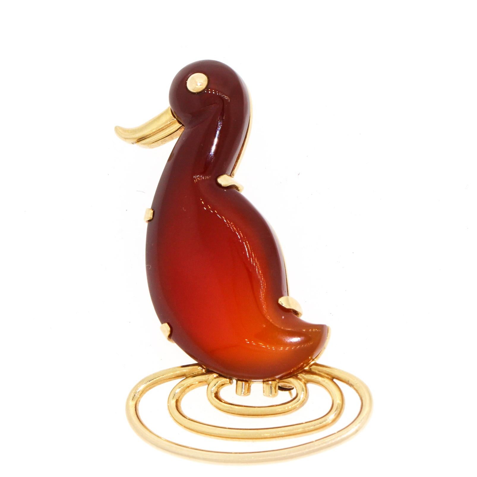 Vintage Retro Tiffany & Co. 14 Karat Yellow Gold Carnelian Duck Pin