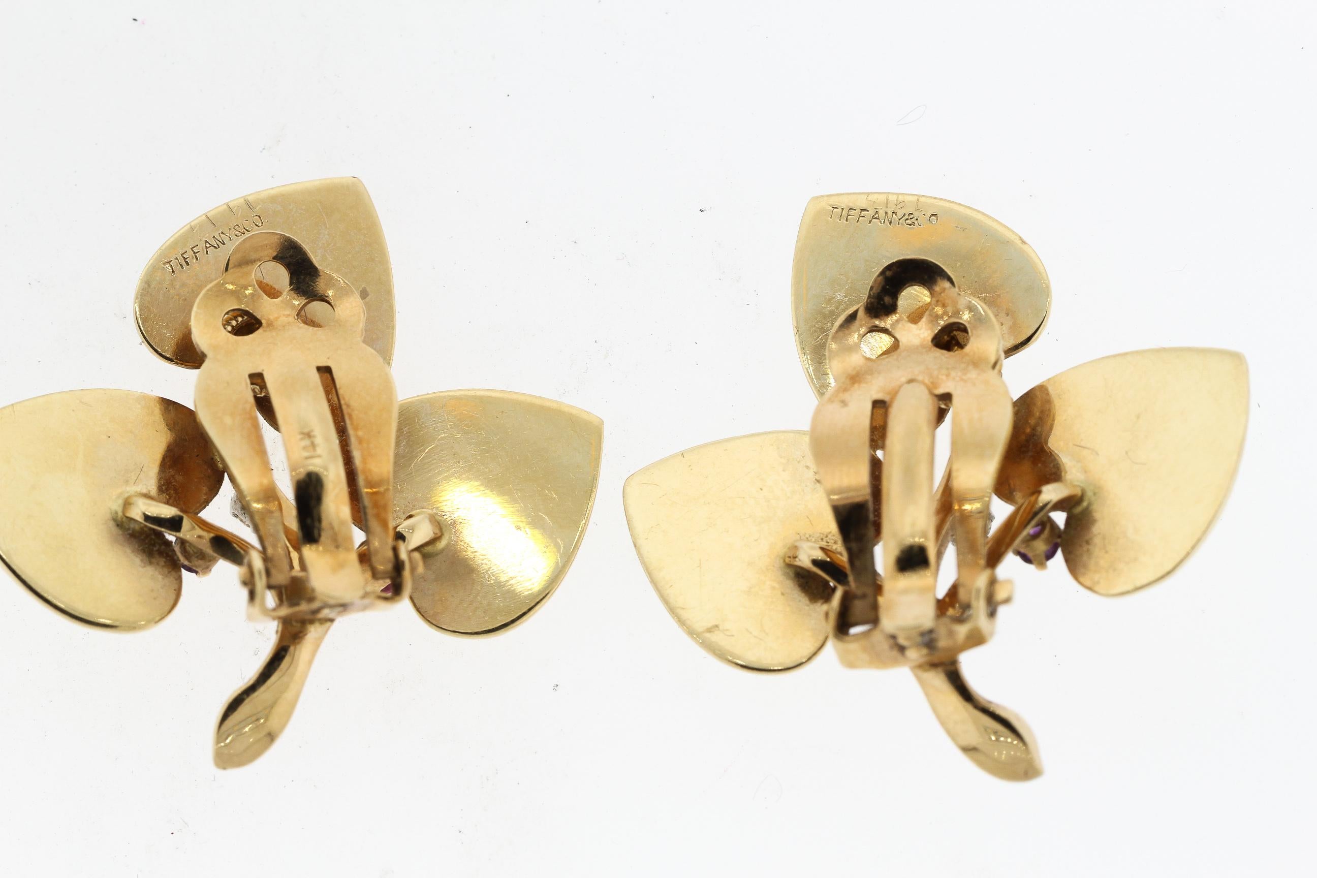 Women's or Men's Vintage Retro Tiffany & Co. 14 Karat Yellow Gold Textured Leaf Earrings Pin Set