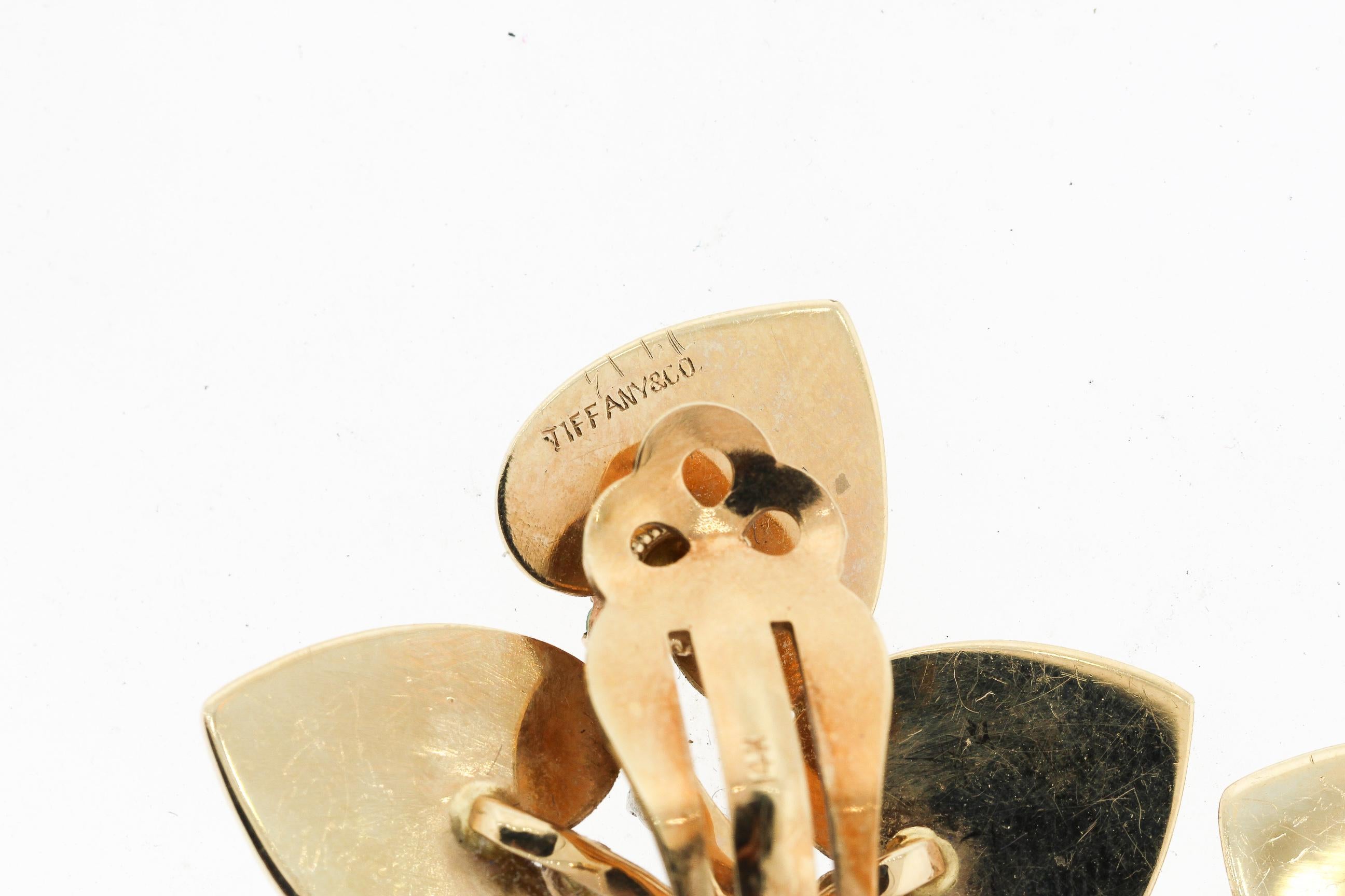 Vintage Retro Tiffany & Co. 14 Karat Yellow Gold Textured Leaf Earrings Pin Set 1