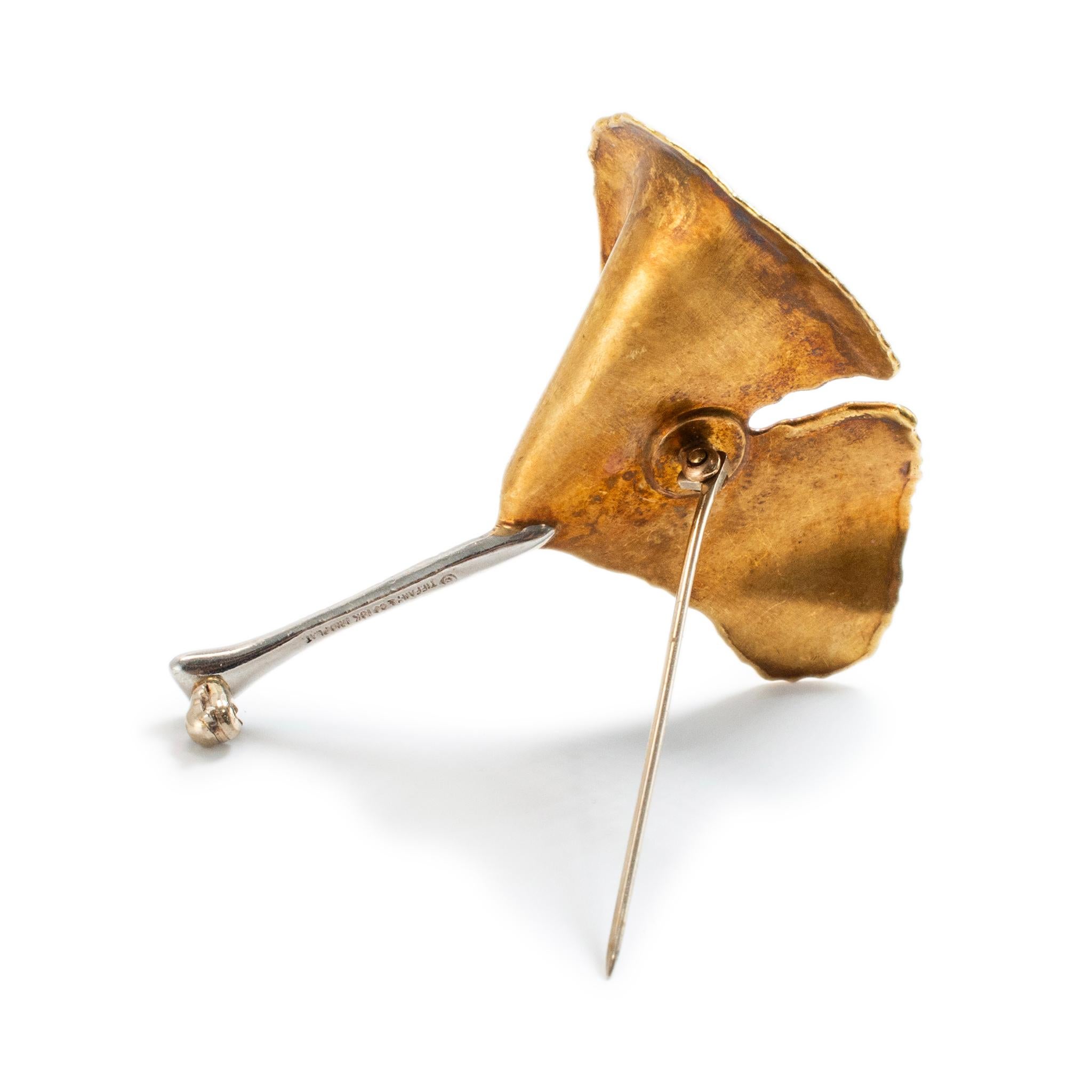 Taglio rotondo Vintage Retro Tiffany & Co. Platino, oro 18 carati, diamante, icona della foglia di Ginkgo. in vendita