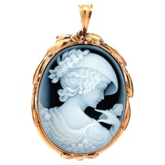 Vintage Retro Yellow Gold Hardstone Large Cameo Detailed Portrait Pendant Brooch
