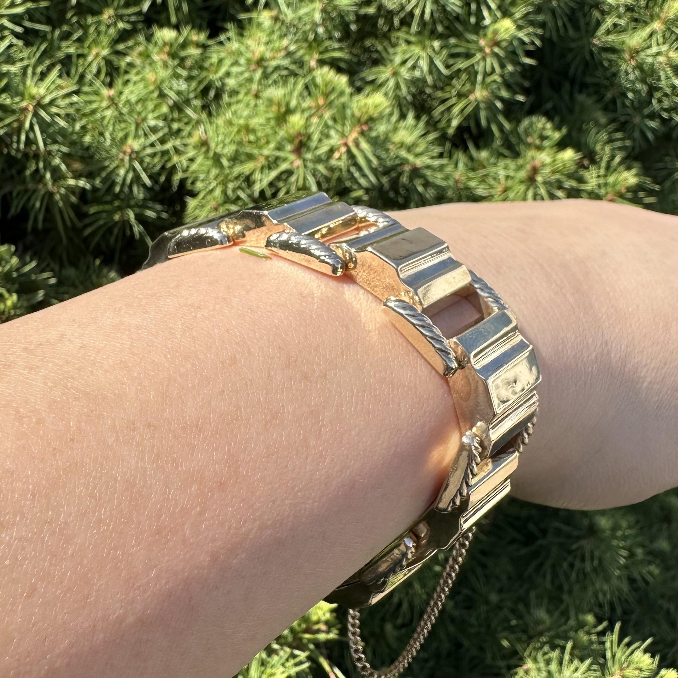 Pulsera de eslabones de oro amarillo retro vintage con panel acanalado ancho y abullonado en venta 6