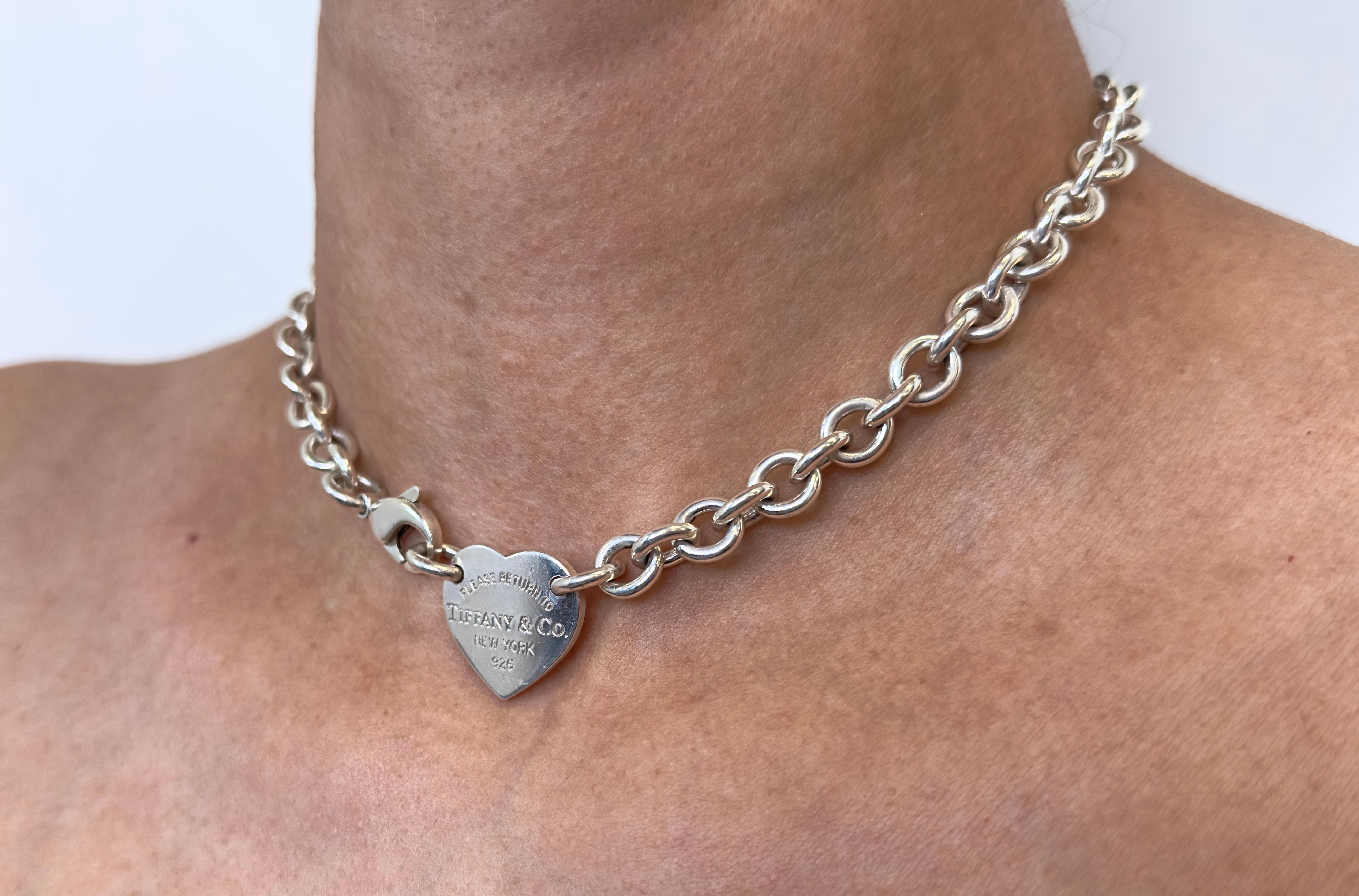 Vintage Rückkehr zu Tiffany & Co Sterling Silber Herz Tag Choker Halskette Damen im Angebot