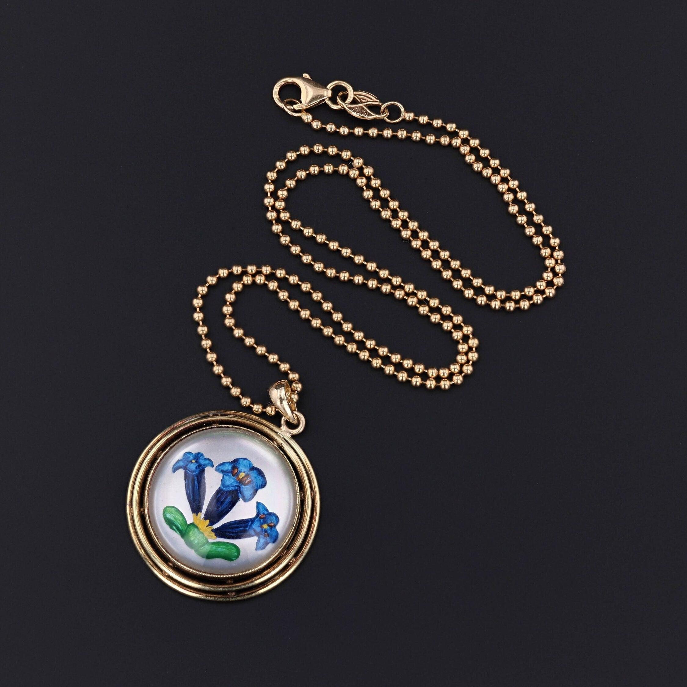 Taille cabochon Collier vintage de fleurs en cristal peint à l'envers en or 14k en vente