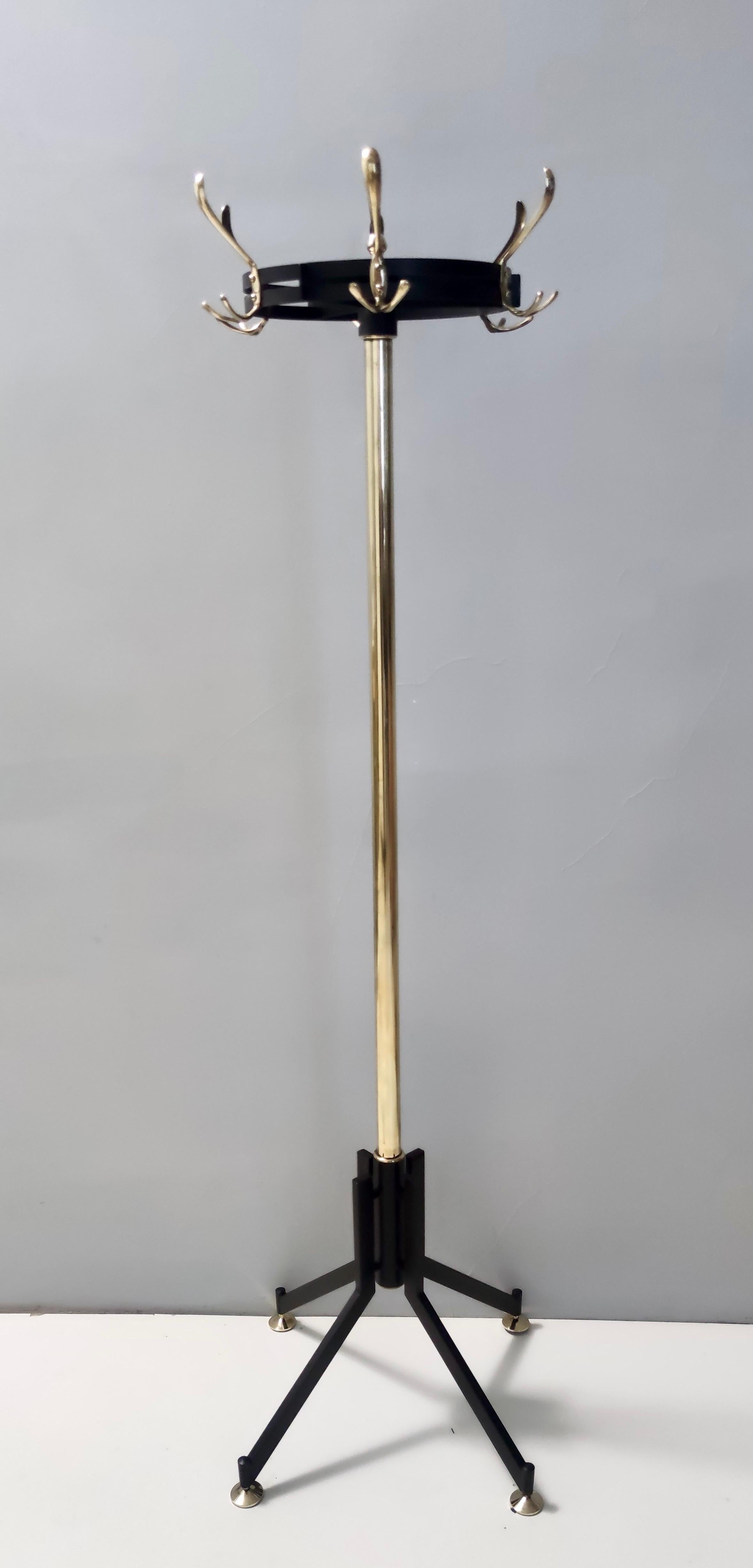 Vintage Revolving Brass and Varnished Iron Coat Rack, Italy For Sale 3