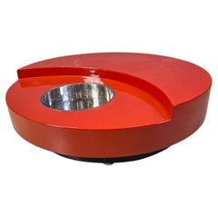Vintage revolving coffee table in red lacquer by Willy Rizzo, 1970s