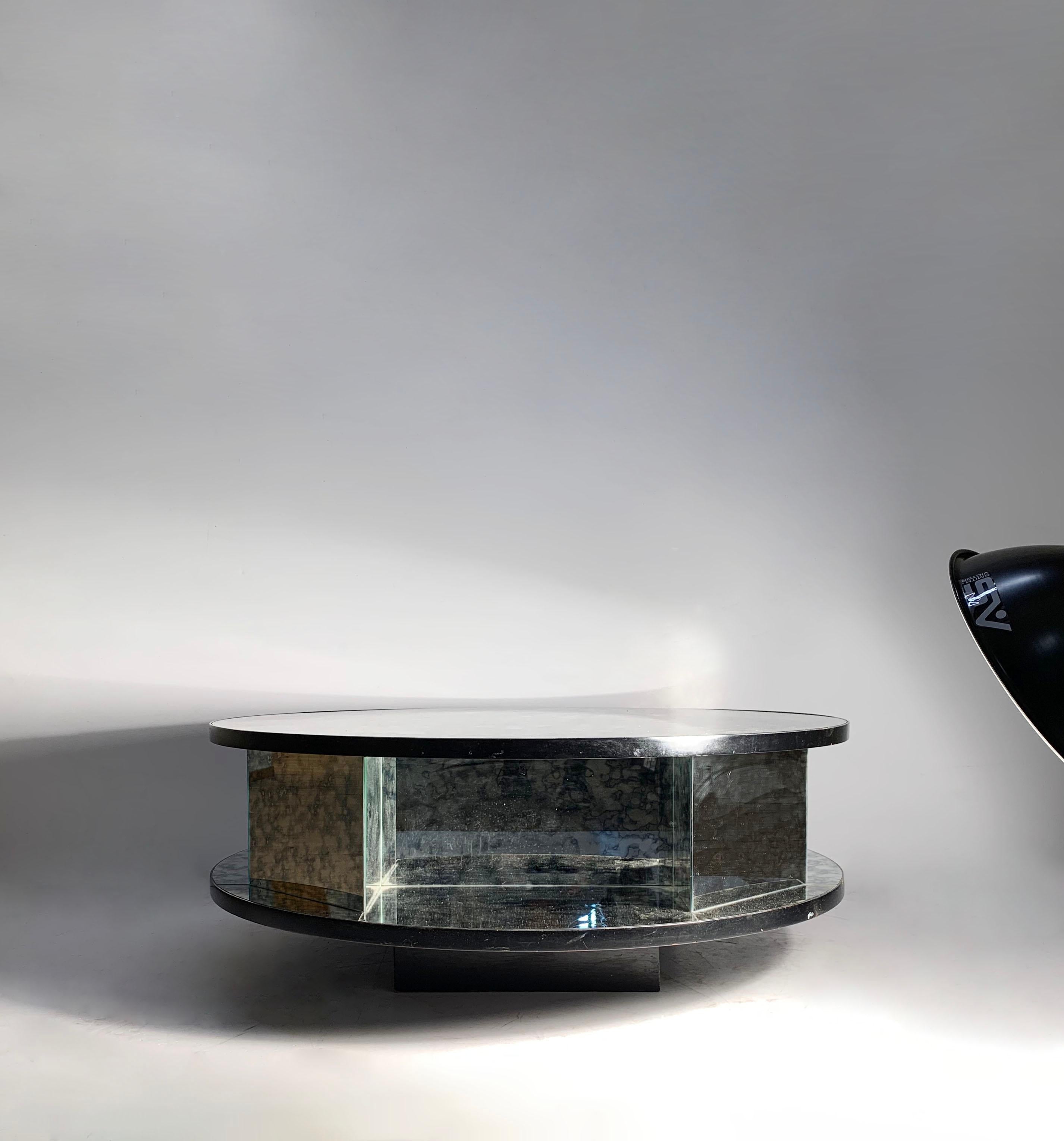 American Vintage Revolving Mirrored Coffee Table Attributed to Paul Laszlo For Sale