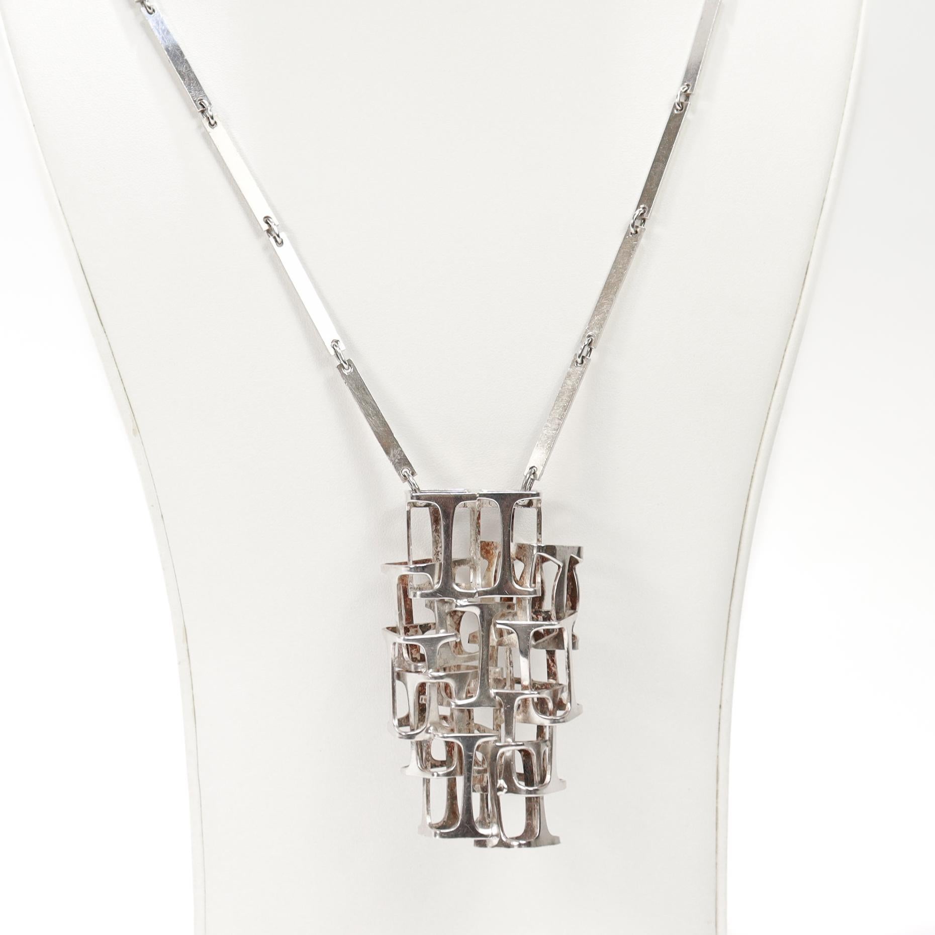 Donna Vintage Rey Urban per A. Fausing Collana modernista in argento 925 in vendita