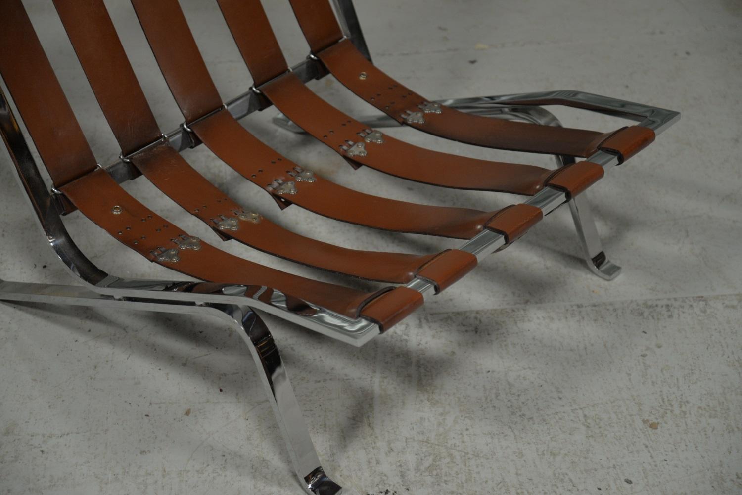 Vintage RH-301 Lounge Chair by Robert Haussmann for De Sede, Switzerland 1954 For Sale 11
