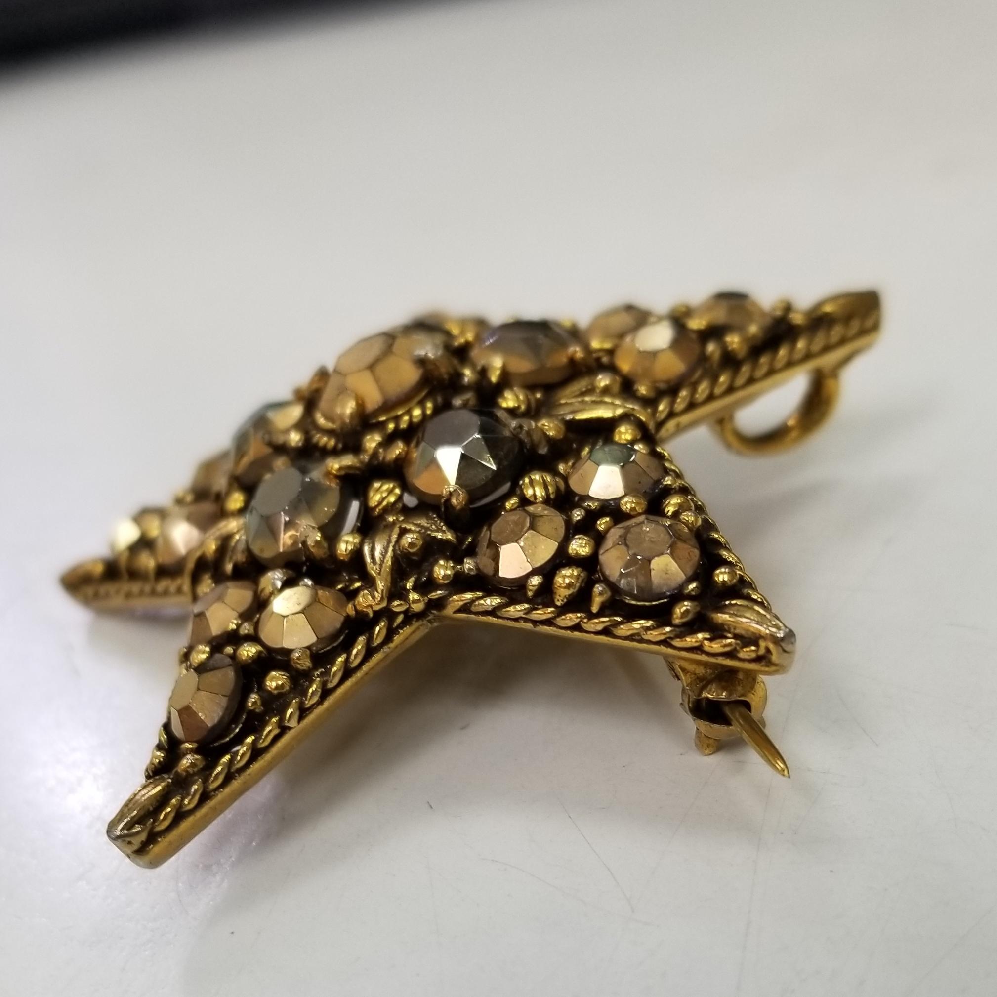 lv brooches for women dress