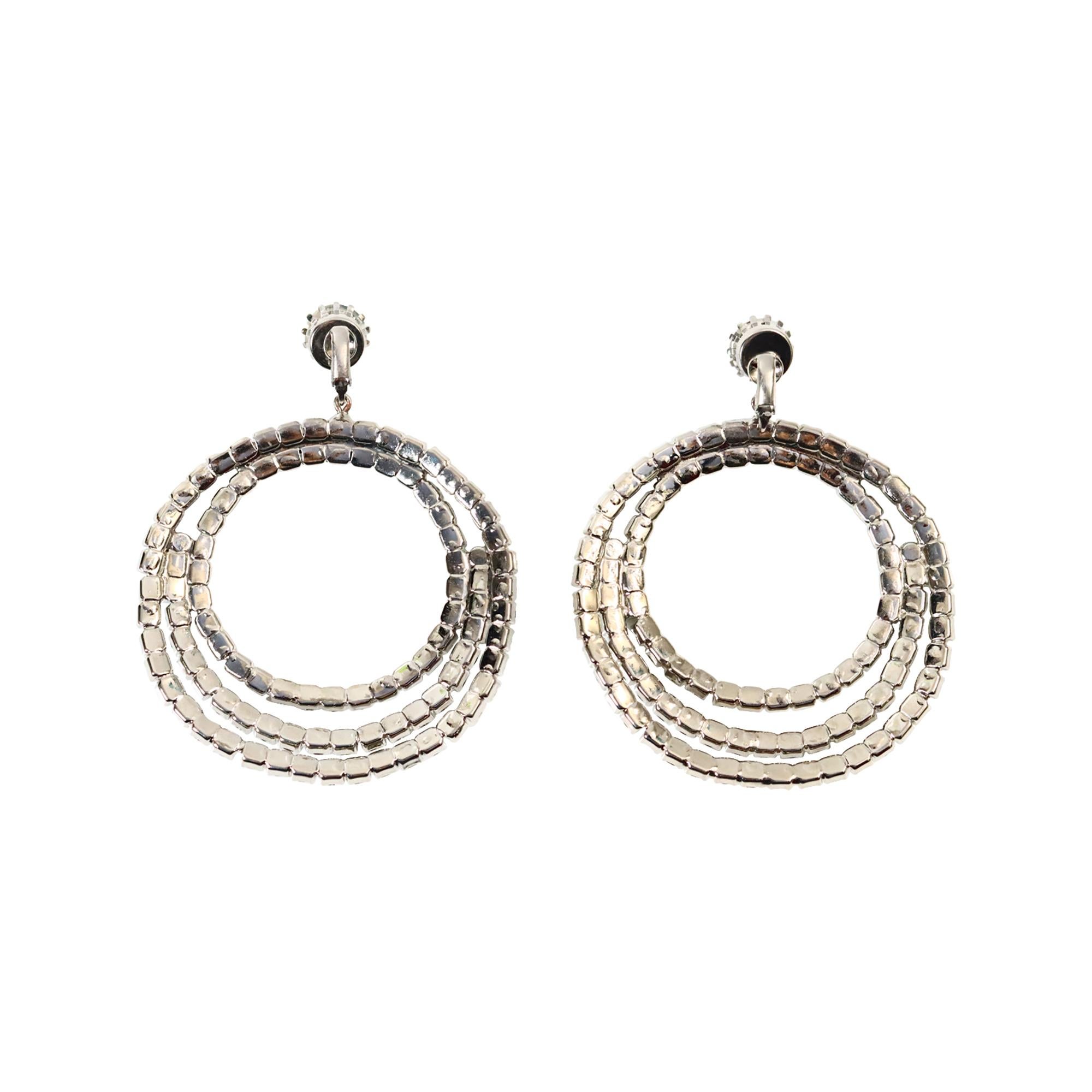 Femenino o masculino Aros colgantes grandes vintage de strass Circa años 80 en venta