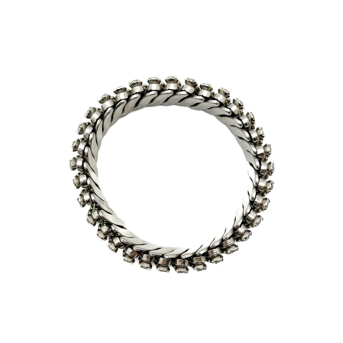 Manchette extensible à trois rangs de strass Vintage 1950s Pour femmes en vente