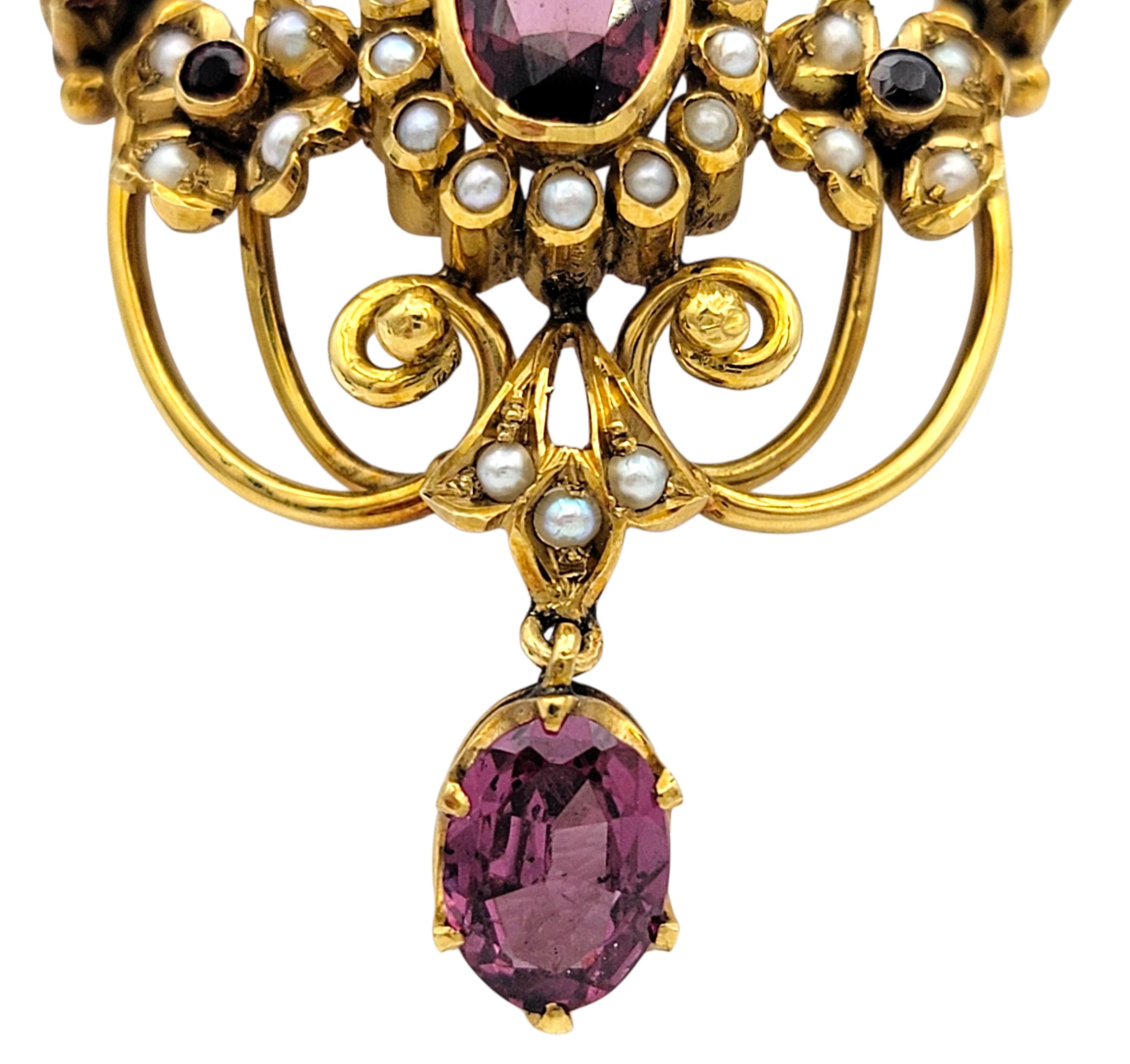 Vintage Rhodolith Granat, Diamant und Perle Brosche/Anhänger 18 Karat Gelbgold (Zeitgenössisch) im Angebot