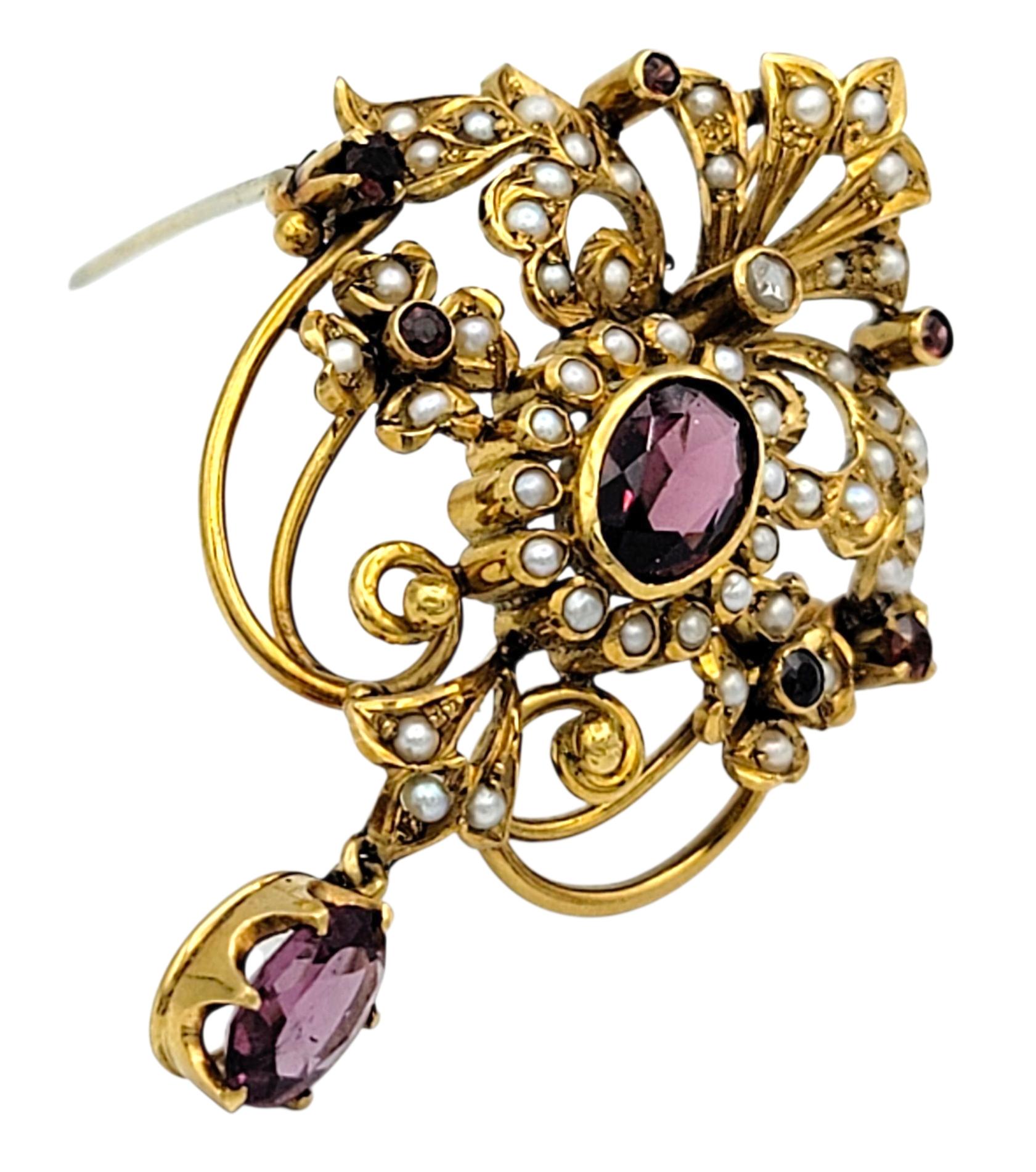 Vintage Rhodolith Granat, Diamant und Perle Brosche/Anhänger 18 Karat Gelbgold im Zustand „Gut“ im Angebot in Scottsdale, AZ