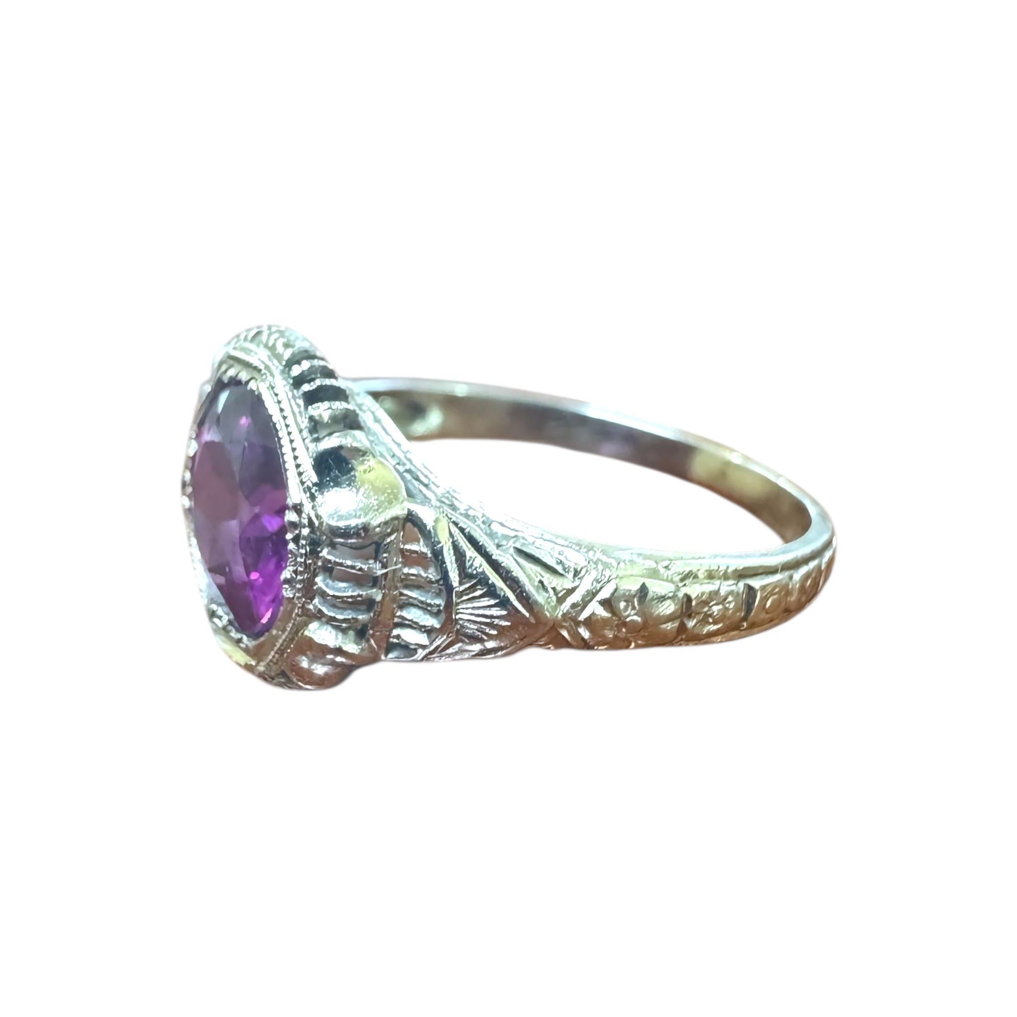 Donna Anello di fidanzamento vintage con granato rodolite in oro bianco 18 carati in vendita