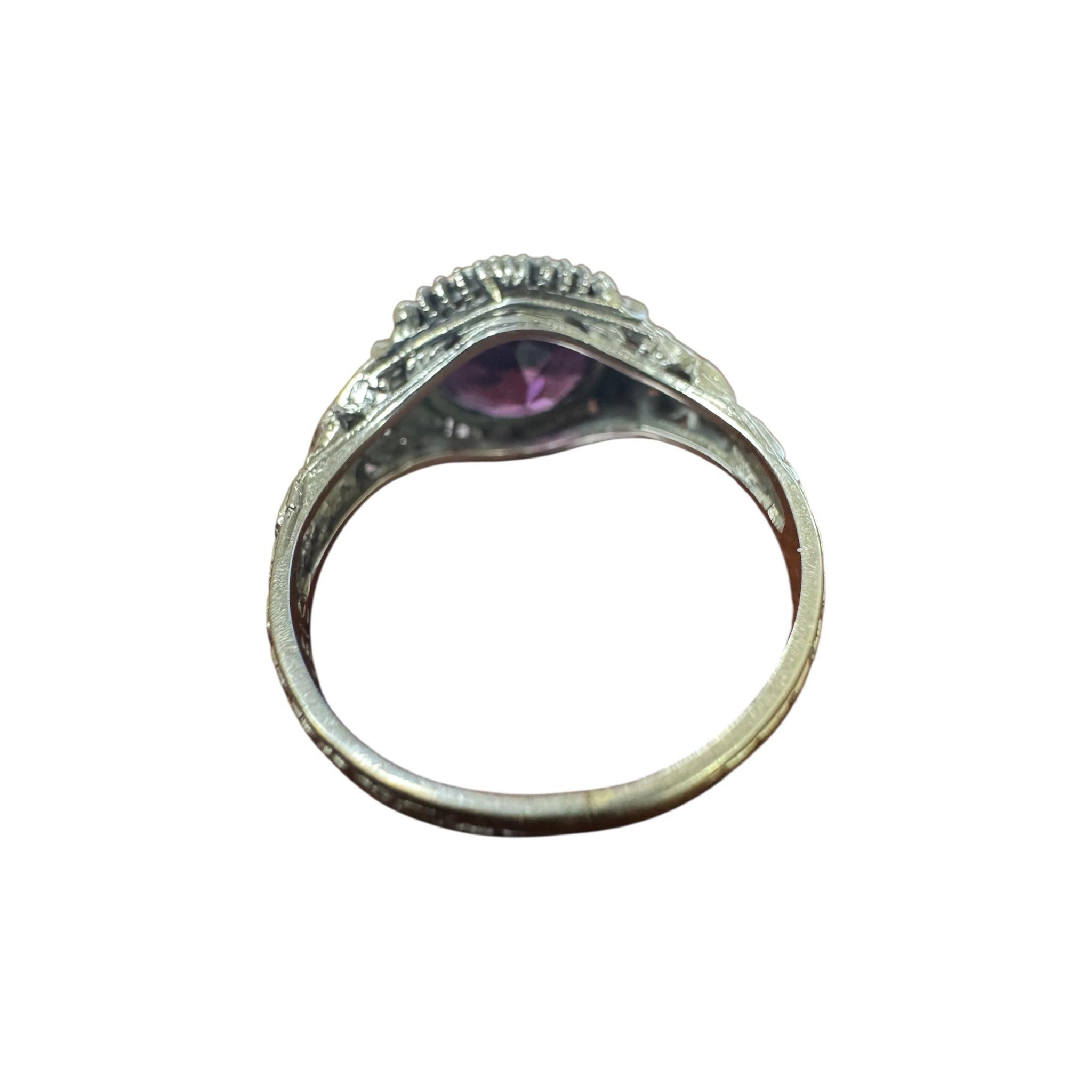 Anello di fidanzamento vintage con granato rodolite in oro bianco 18 carati in vendita 1