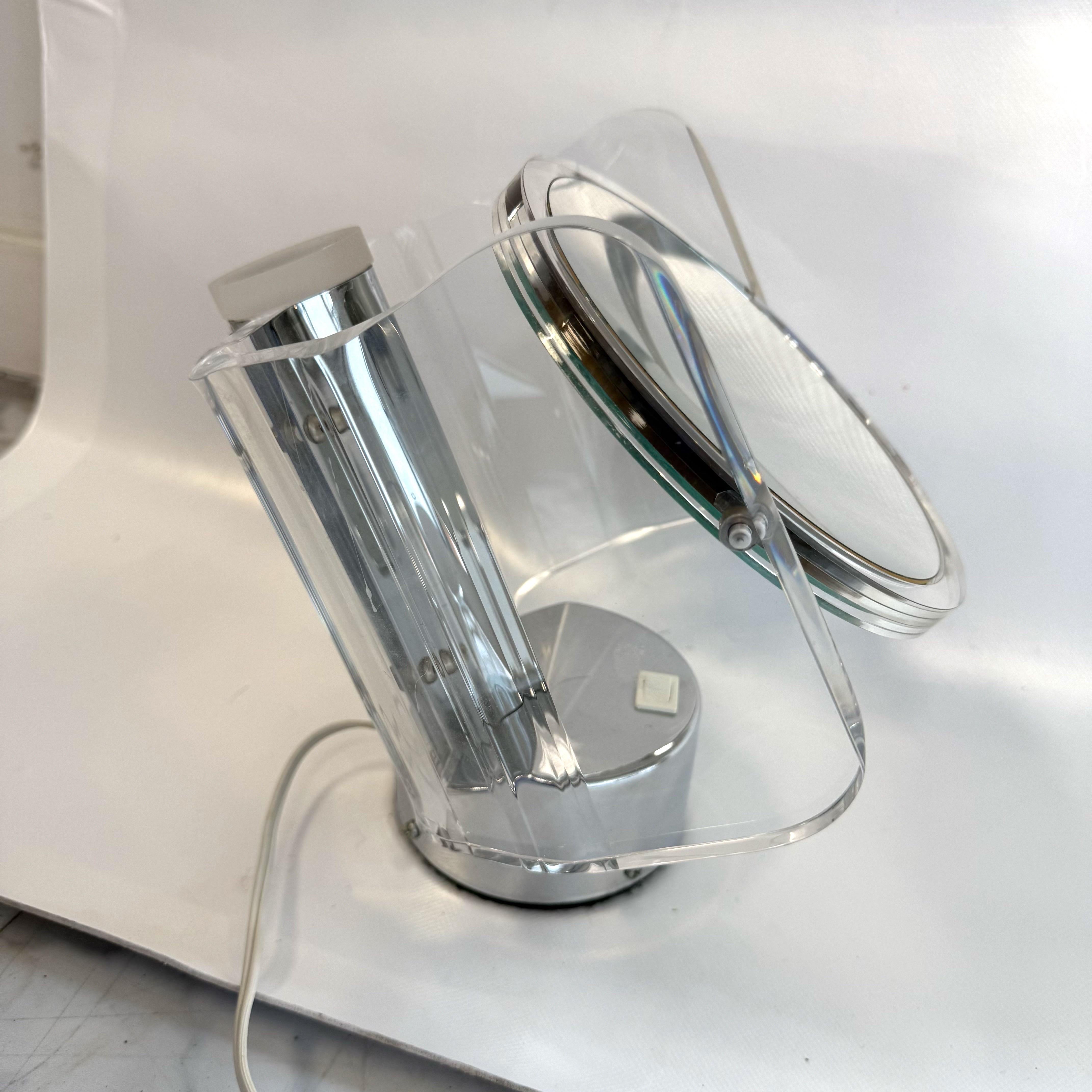 Vintage Rialto Chrome and Lucite Mid-Century Modern Lighted Vanity Mirror In Good Condition In Charleston, SC